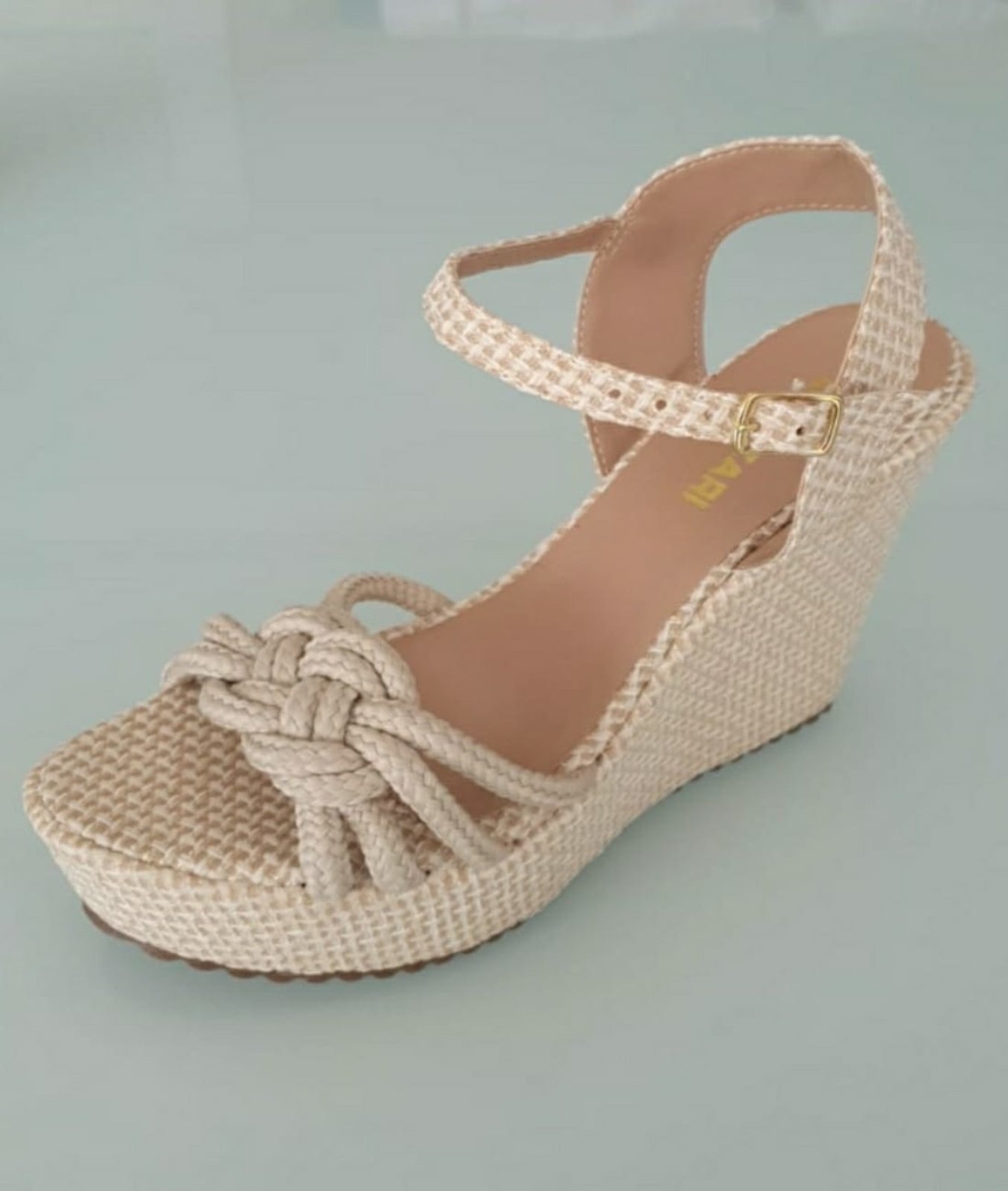 Imagem principal Sandália Delazari Anabela Linhão Cru Delazari bege