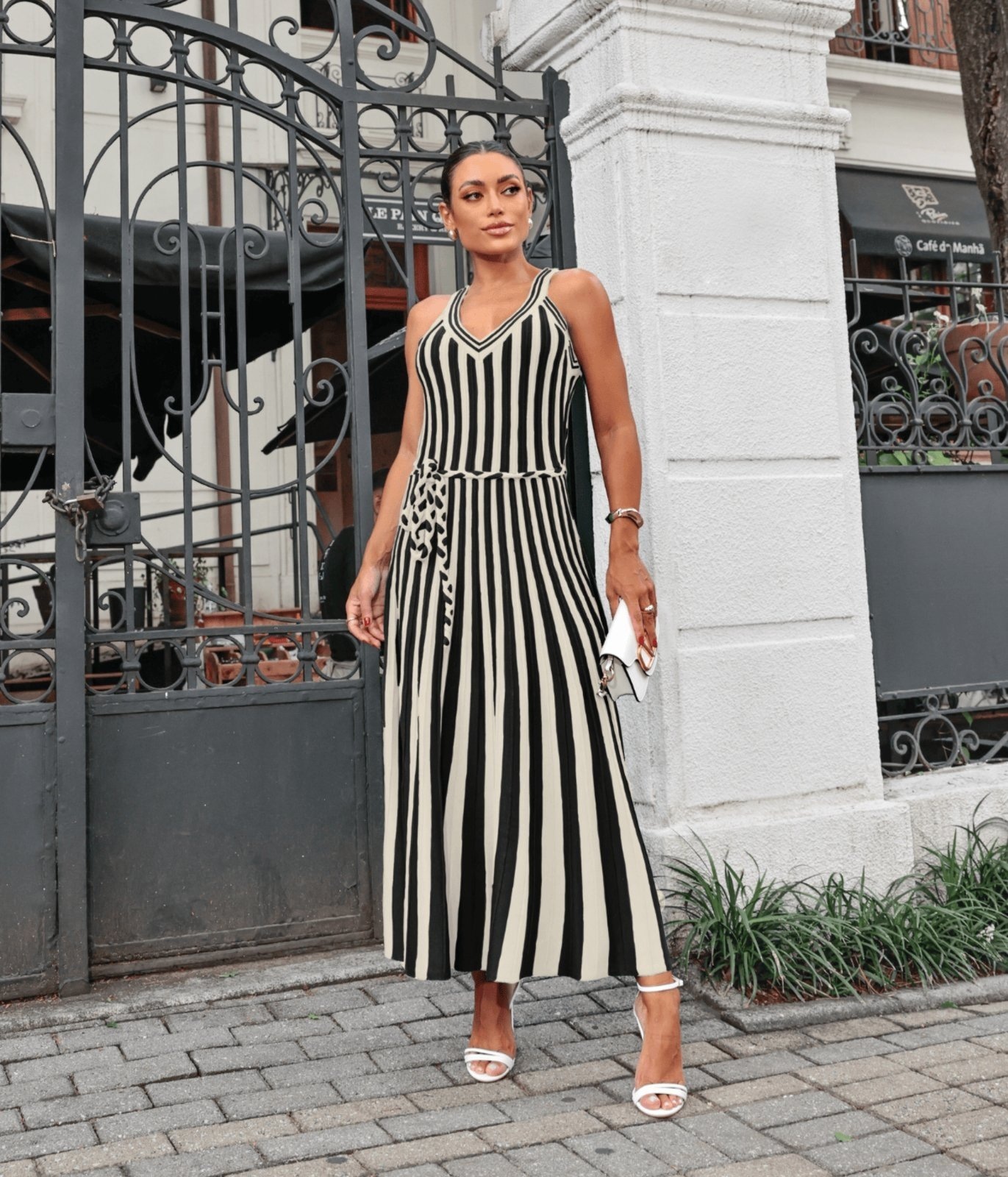 Imagem principal Vestido Cherry Line Midi Alça Decote Tricô Canelado Cinto Trançado Listrado Preto e Off White Cherry Line off-white/preto white