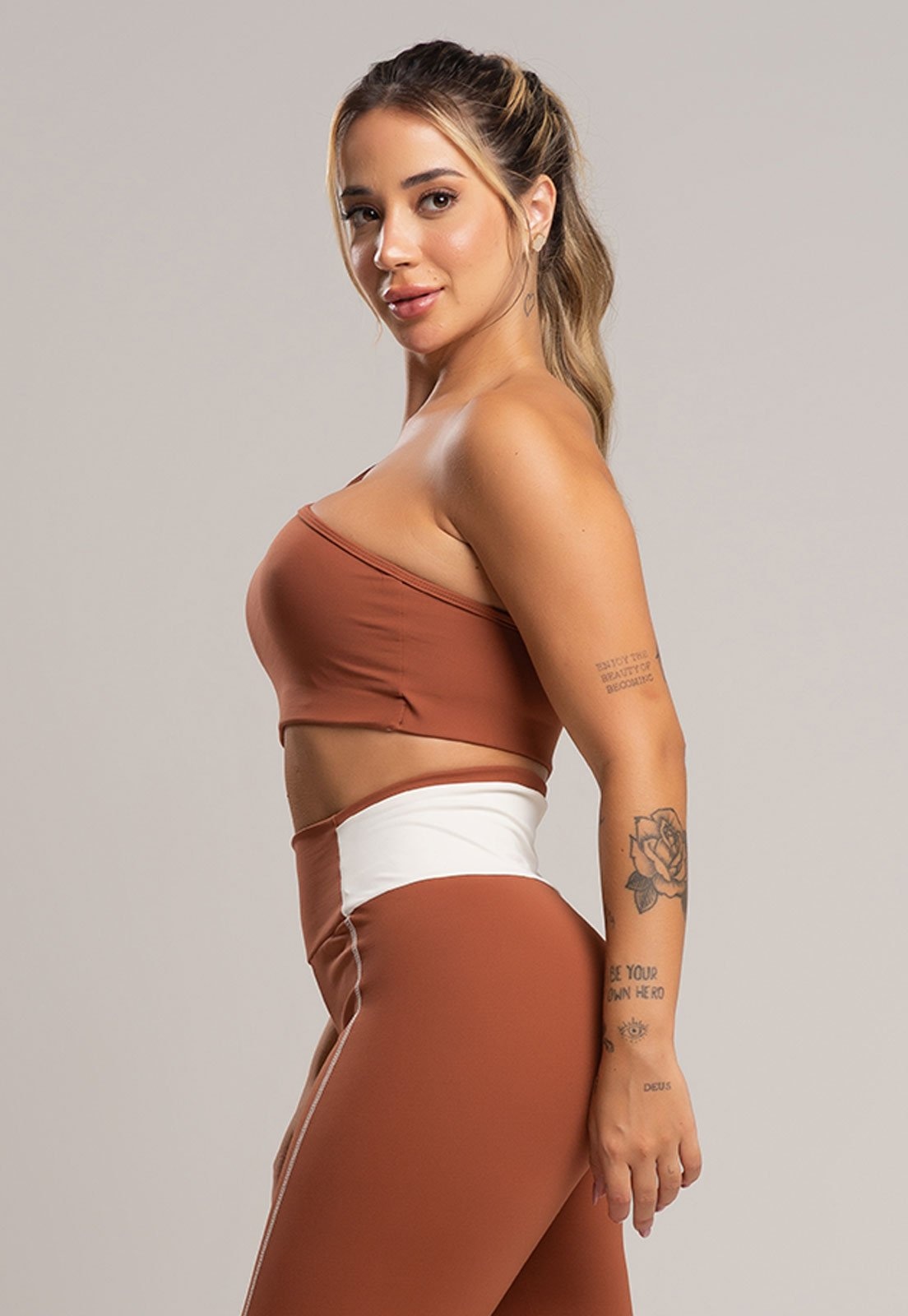 Imagem principal Top Cropped MVB Modas Fitness Duplo Alcinha Poliamida Mousse Mvb Modas marrom