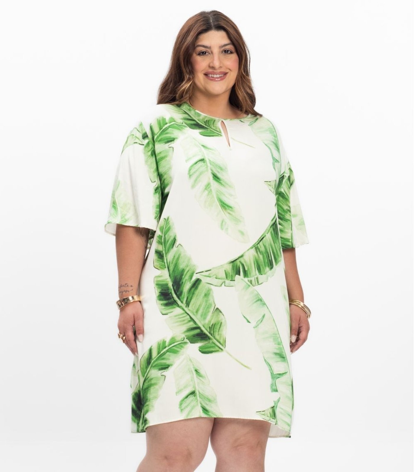 Imagem principal Vestido Feminino Plus Size Curto Secret Glam Secret Glam bege