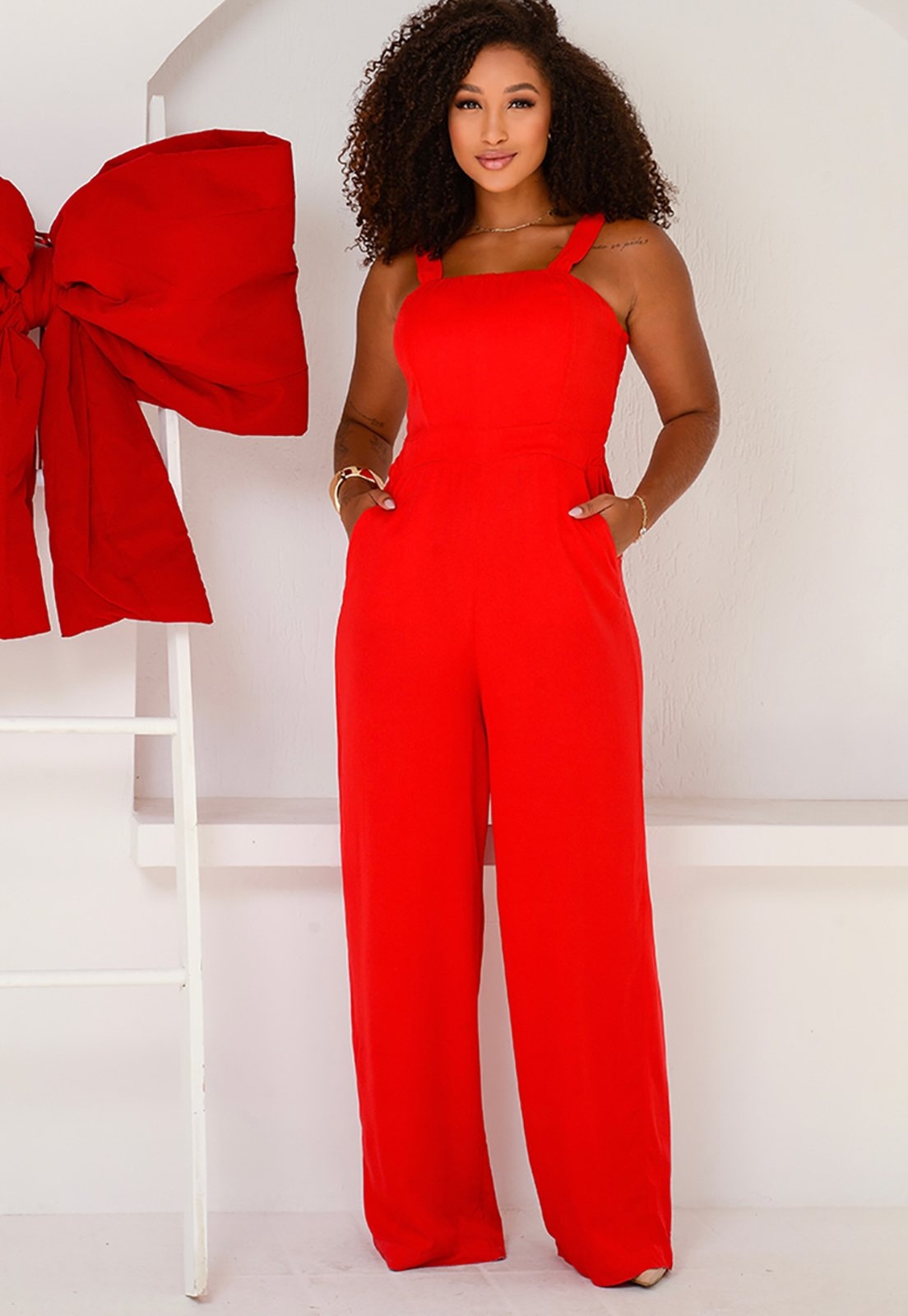 Imagem principal Macacão Pantalona com Alças édias BBonnie Rafaela BBonnie vermelho verde