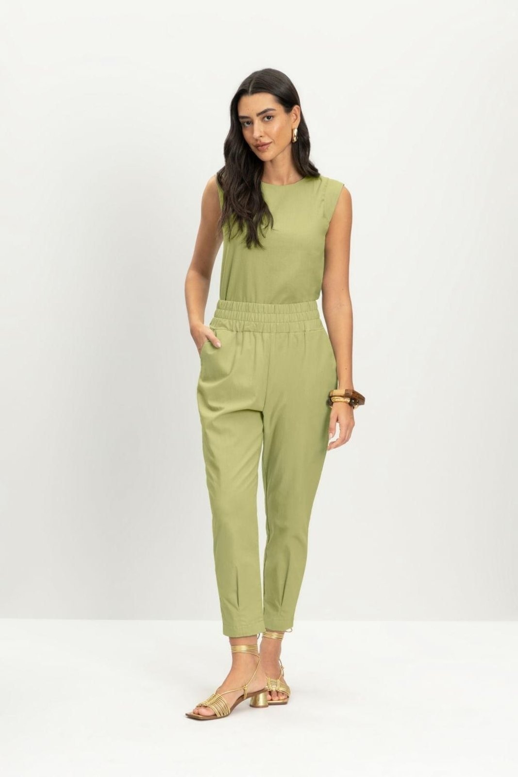 Imagem principal Calça feminina em linho Essendi Essendi verde