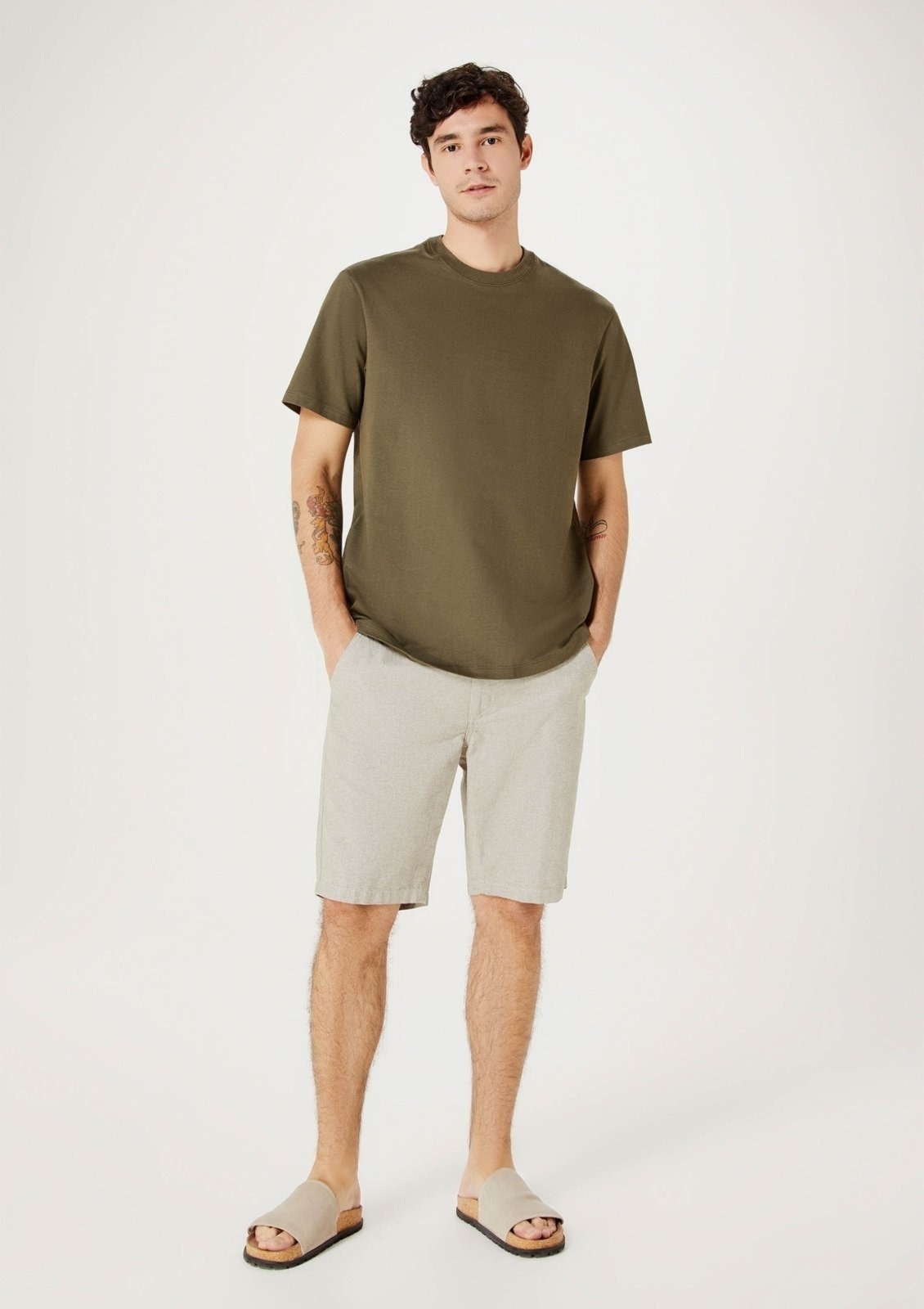 Imagem principal Bermuda Masculina Em Sarja Chino Hering cinza