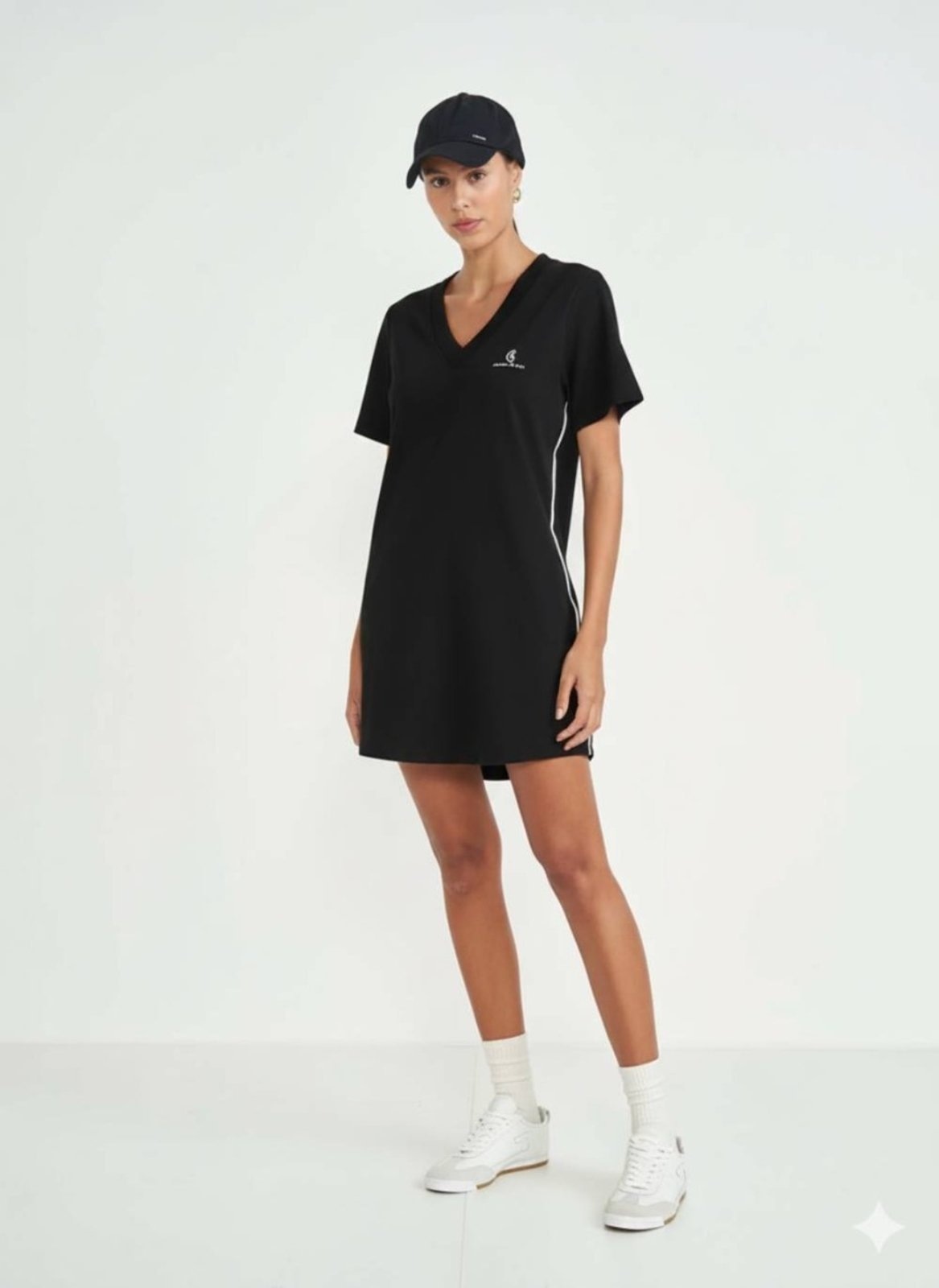 Imagem principal Vestido Colcci Sport Comfort Feminino Pace. Colcci Sport preto