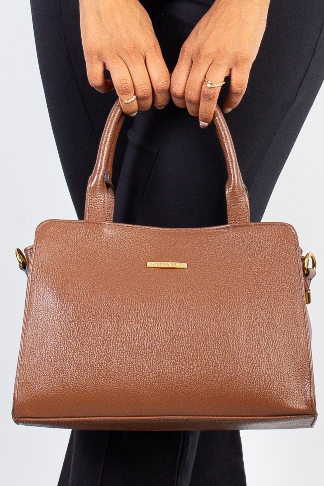 Imagem principal Bolsa Andrea Vinci De Couro Liso Estruturada Emili - Whisky Andrea Vinci caramelo