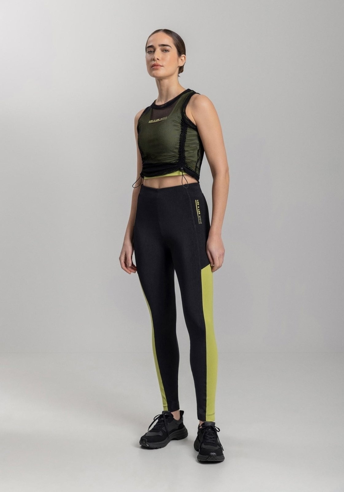 Imagem principal Calça Legging De Cintura Alta Com Recortes Laterais Move Lez a Lez poás