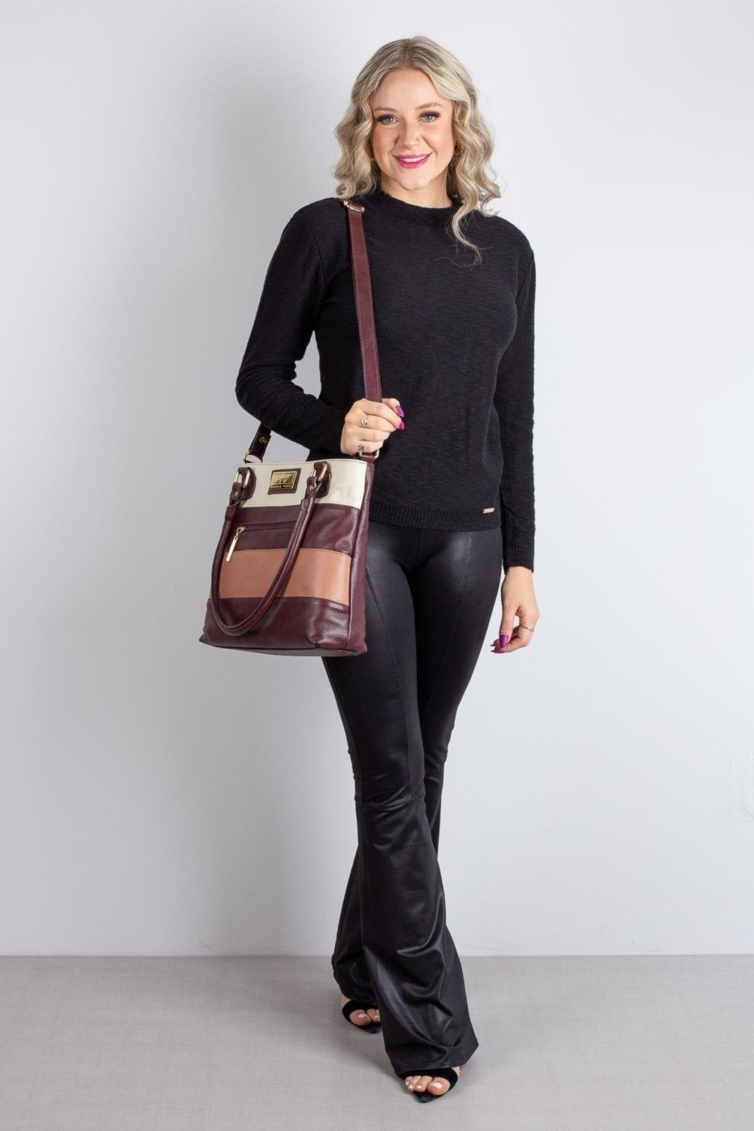 Imagem principal Bolsa de ombro em couro Alice - Marsala/Bege Andrea Vinci bordô