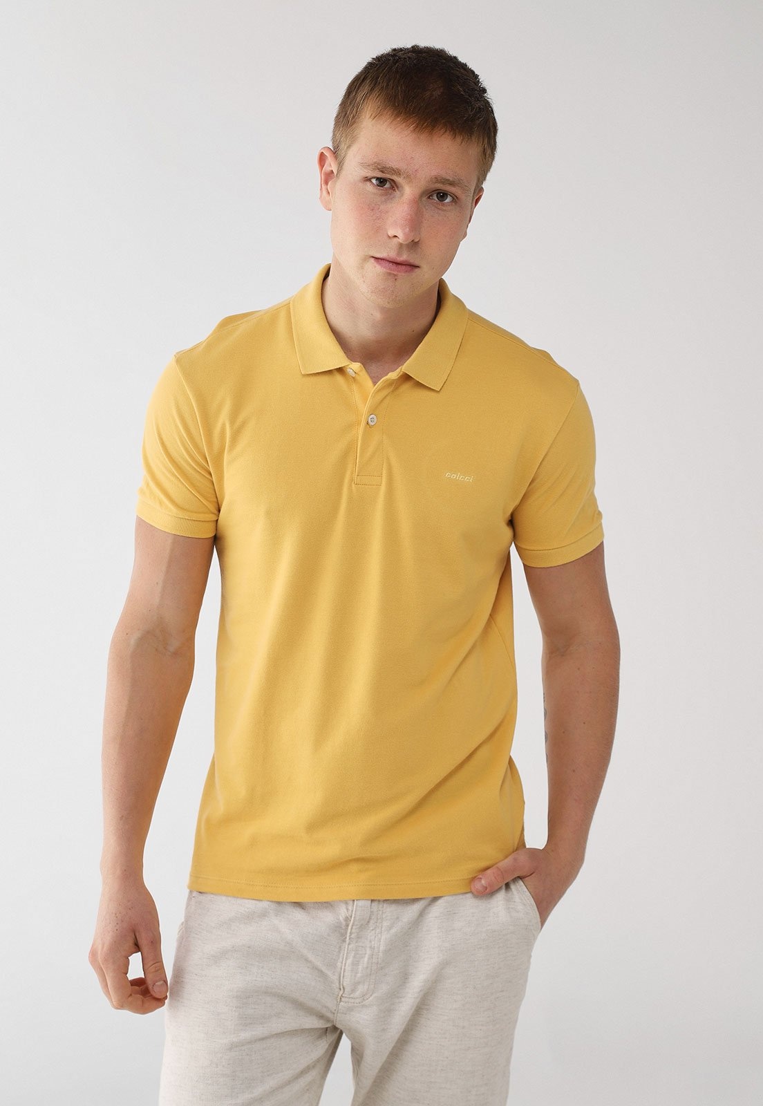 Imagem principal Polo Colcci Masculina Logo Bordado Amarela Colcci amarelo