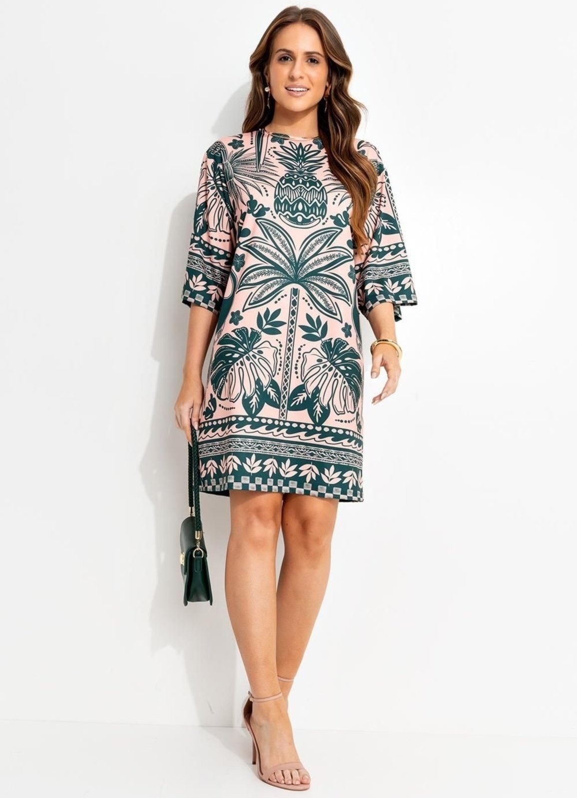 Imagem principal Vestido Feminino Curto E Rosa Em Malha Fria Quintess verde