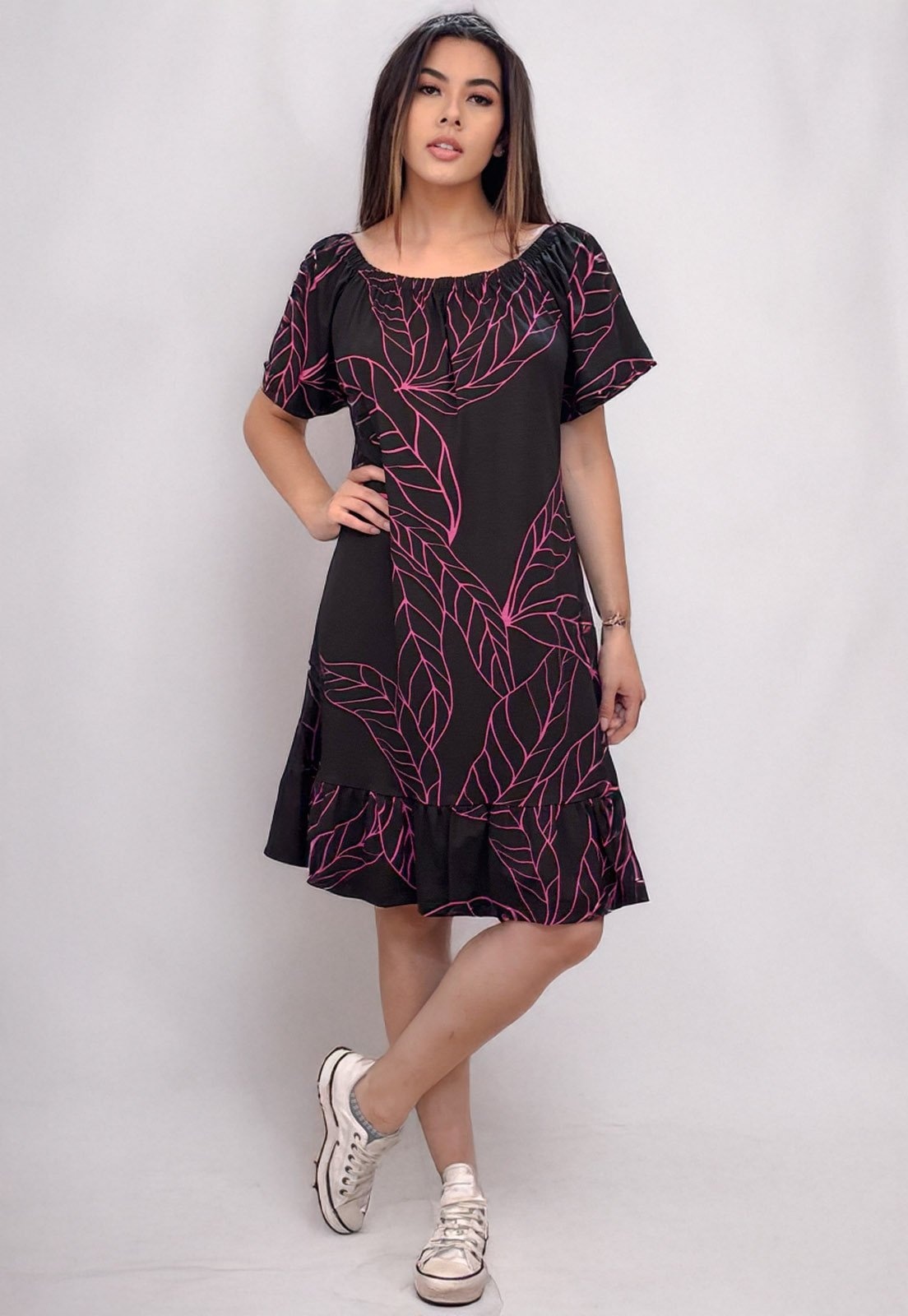 Imagem principal Vestido Curto Cabafree Malha Mullet Ombro a Ombro Amplo Estampa Antúrios Lilas Cabanafree lilás