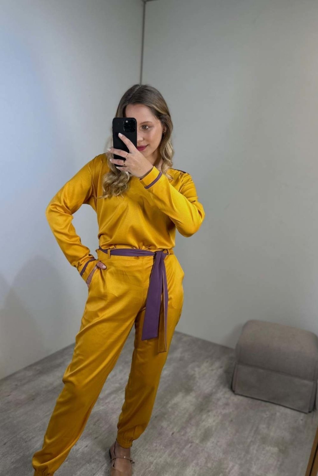 Imagem principal Calça Vanibele Jogger Mostarda Vanibele amarelo