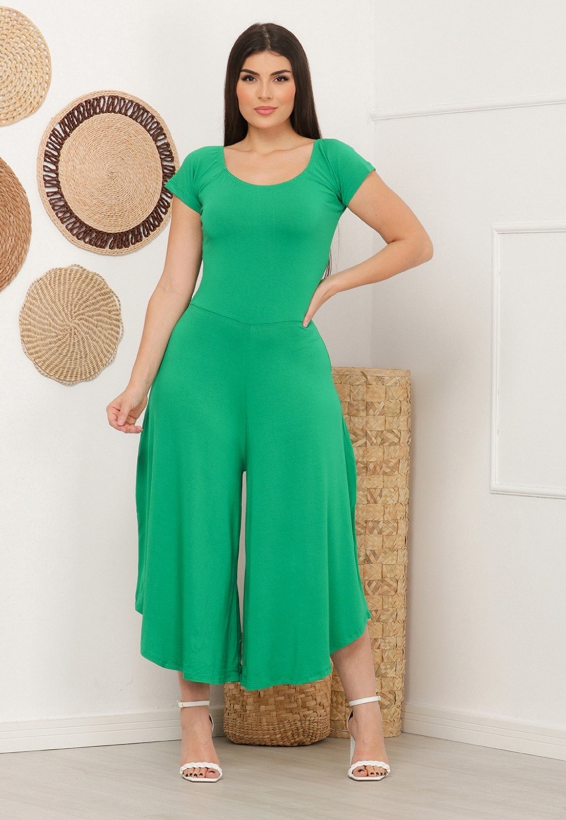 Imagem principal Macacão Ciganinha Pantacourt M/C B'Bonnie Layla Bandeira B'Bonnie verde