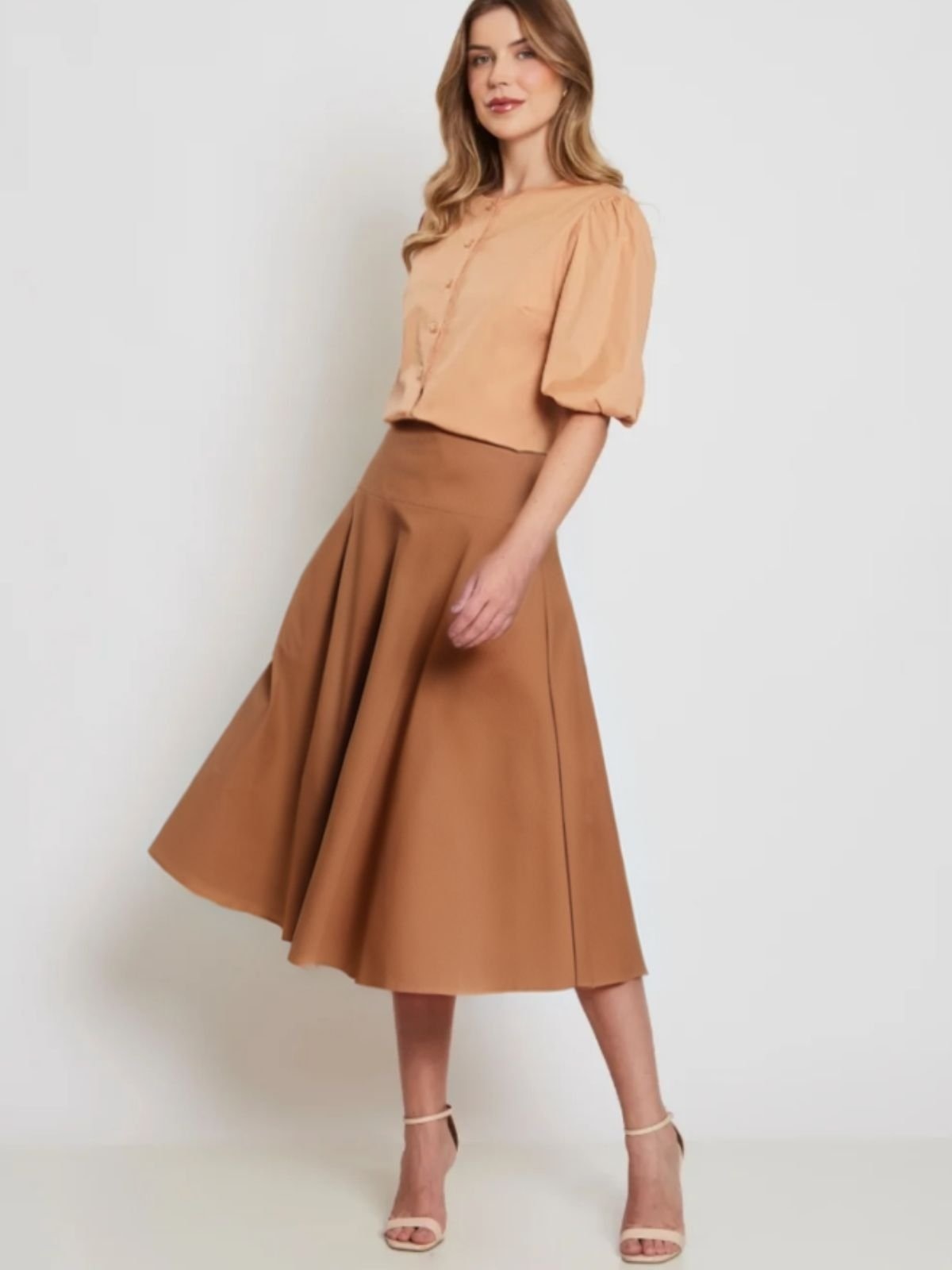 Imagem principal Saia Via Lessa Atlanta Midi Modelagem Evasê Terracota Via Lessa caramelo