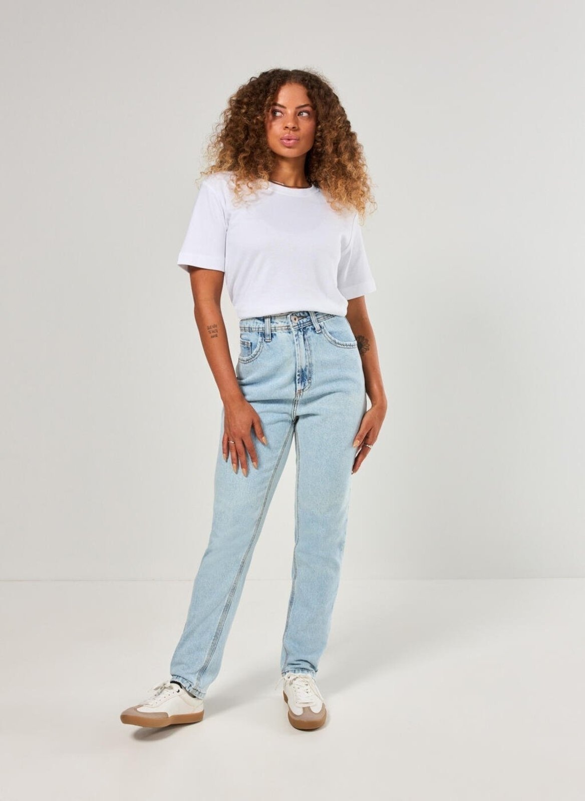Imagem principal Calça Mom Jeans De Cintura Alta Youcom multicolorido