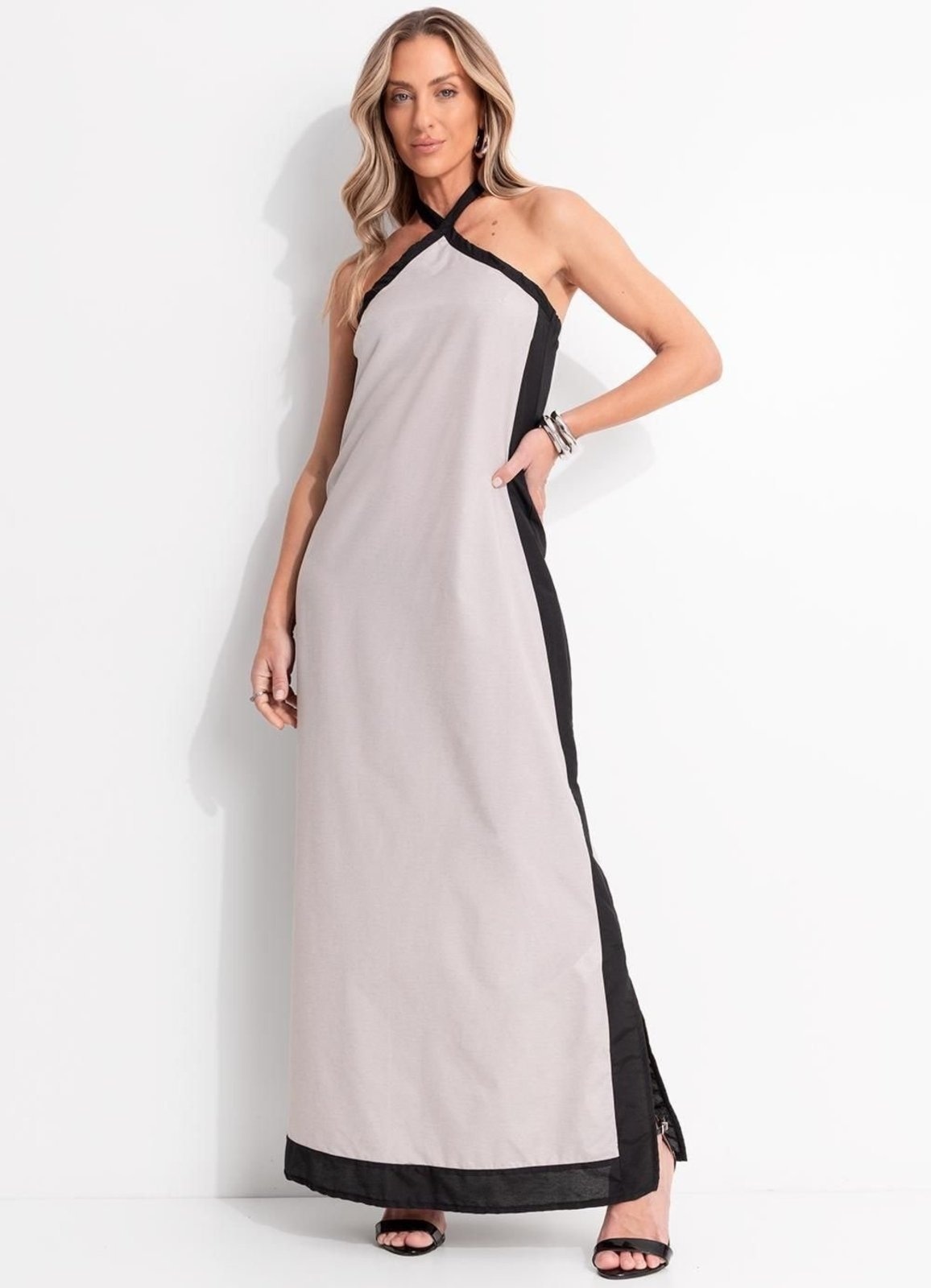 Imagem principal Vestido Em Tricoline Ecológica Claro Quintess cinza