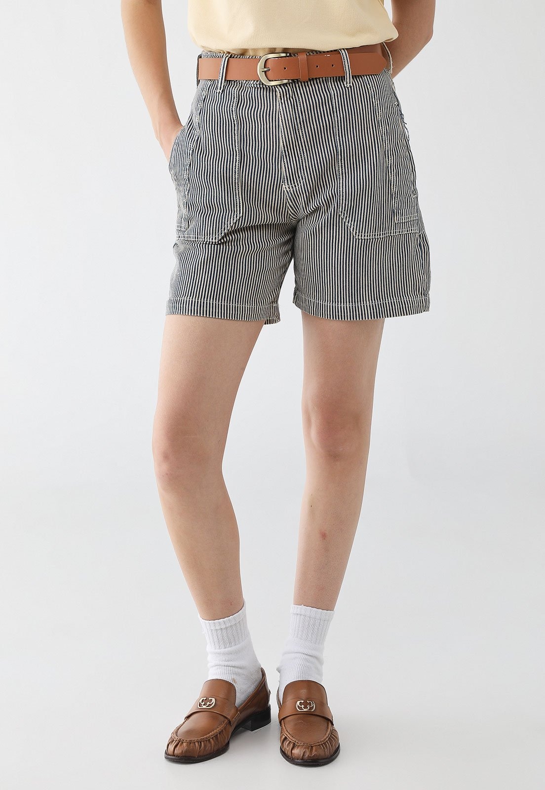Imagem principal Bermuda Feminina Hering Listrada Preta e Branca Hering preto