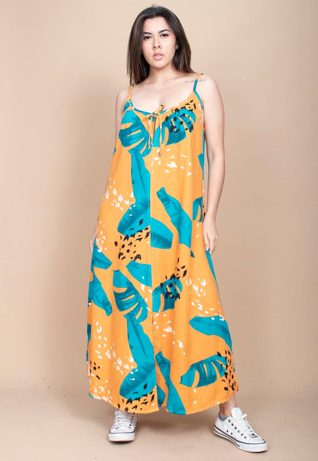 Imagem principal Vestido Longo Cabanafree Caçuá Viscose Alça Fina Estampa Aurora Botânica Cabanafree azul/estampado/preto