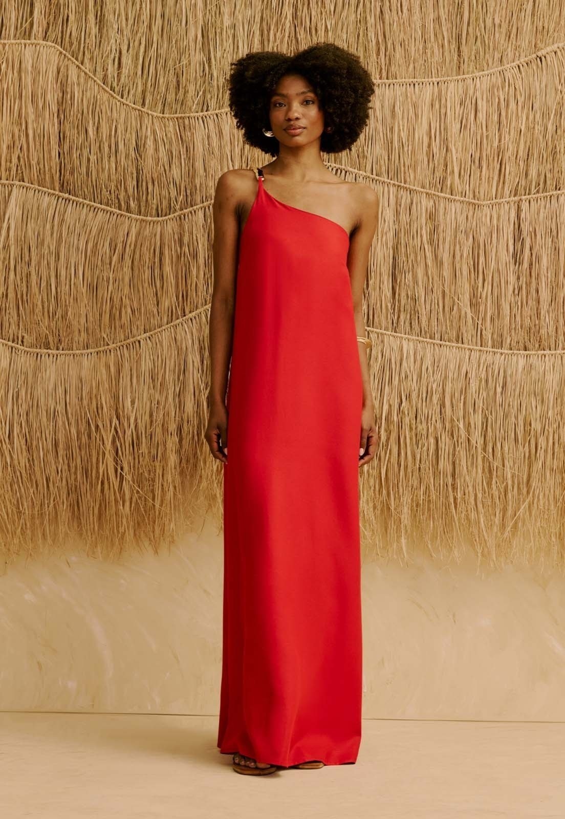 Imagem principal Vestido Longo Liso Um Ombro Só com Detalhe Alça Metal CaCay vermelho