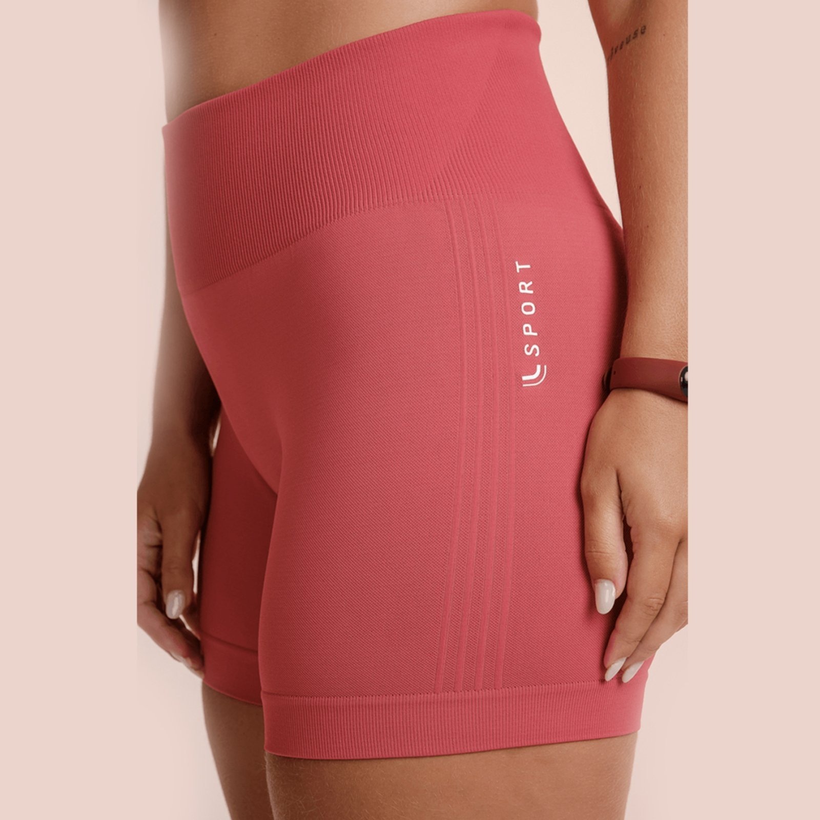 Imagem principal Short LSport Básico Feminina Lupo ConfortFit 71348 Goiaba Lupo vermelho