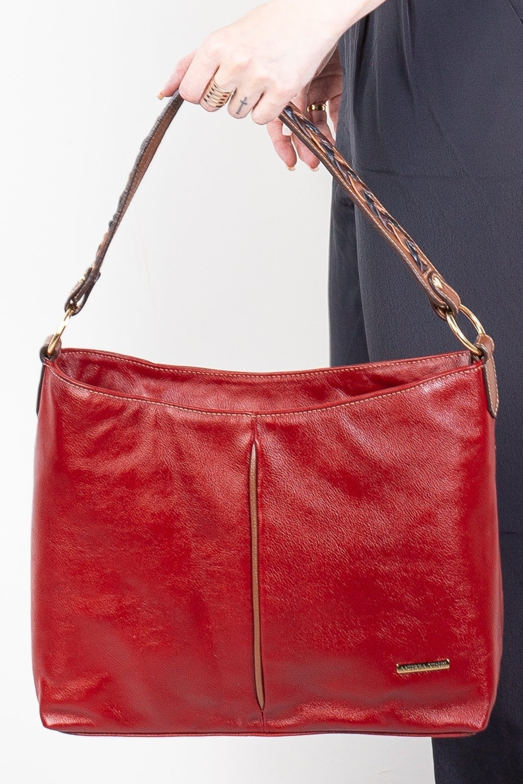 Imagem principal Bolsa de ombro em couro liso Flávia Whisky Andrea Vinci vermelho