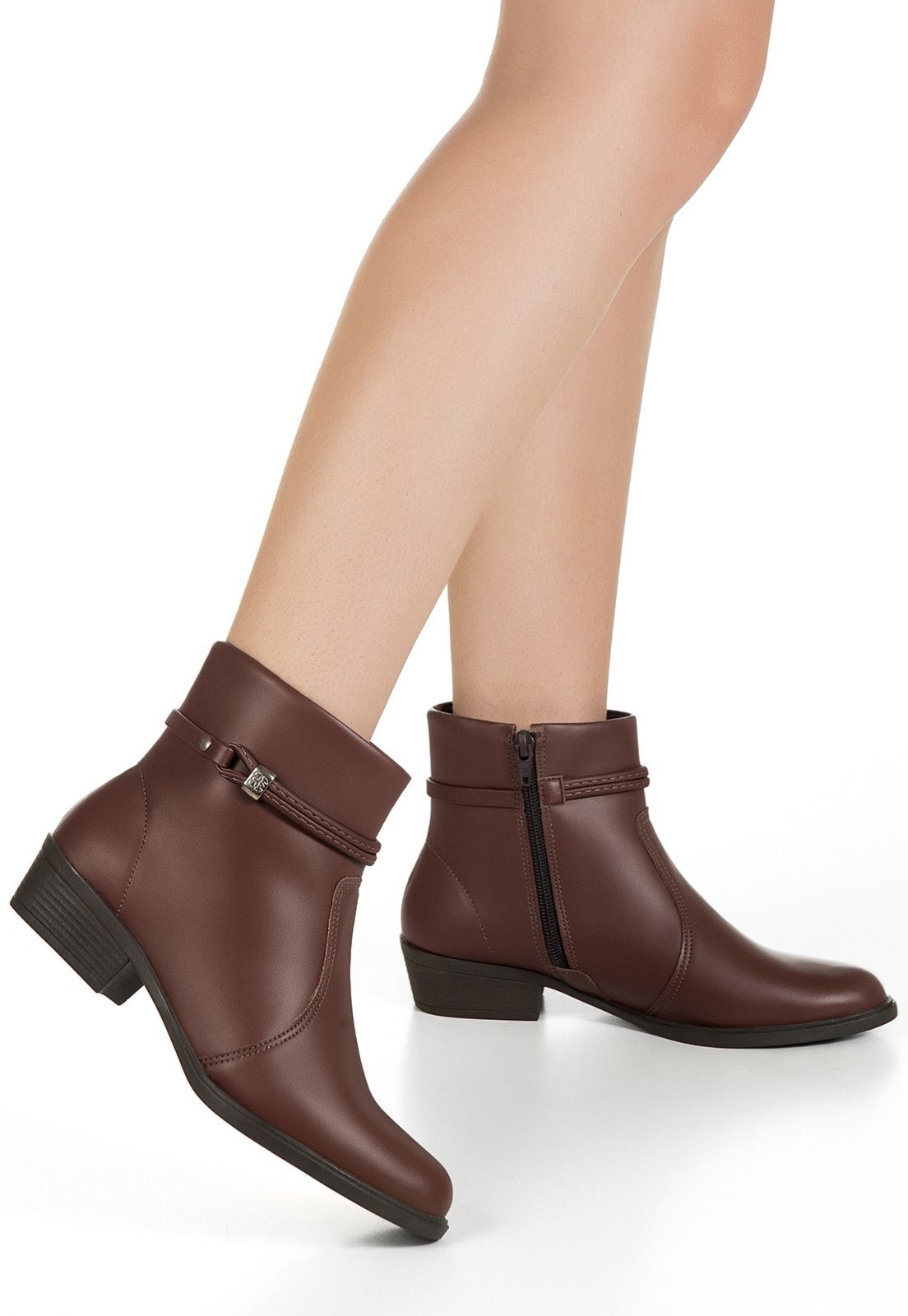 Imagem principal Bota Feminina Bico Redondo Gigil Salto Baixo Zíper Terra Gigil marrom