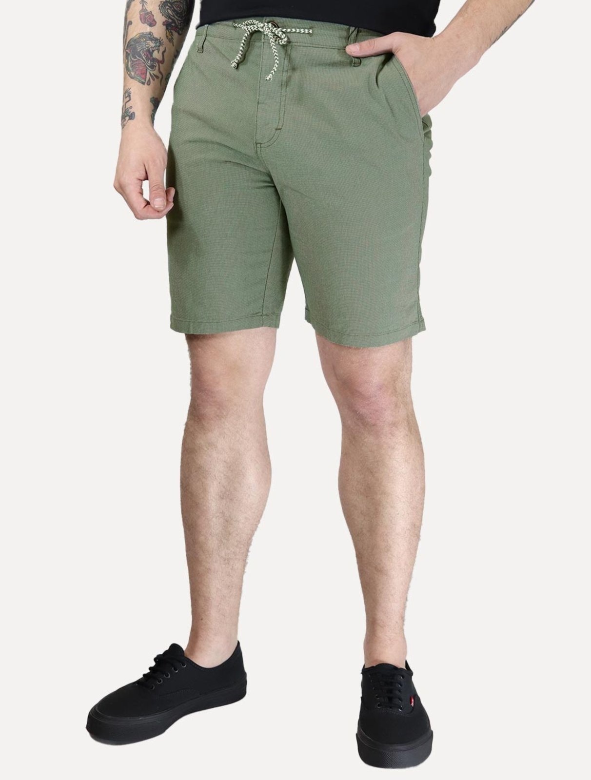 Imagem principal Bermuda Aramis Masculina Chino Cotton Sarja Cadarço Verde Mescla Aramis grafite verde