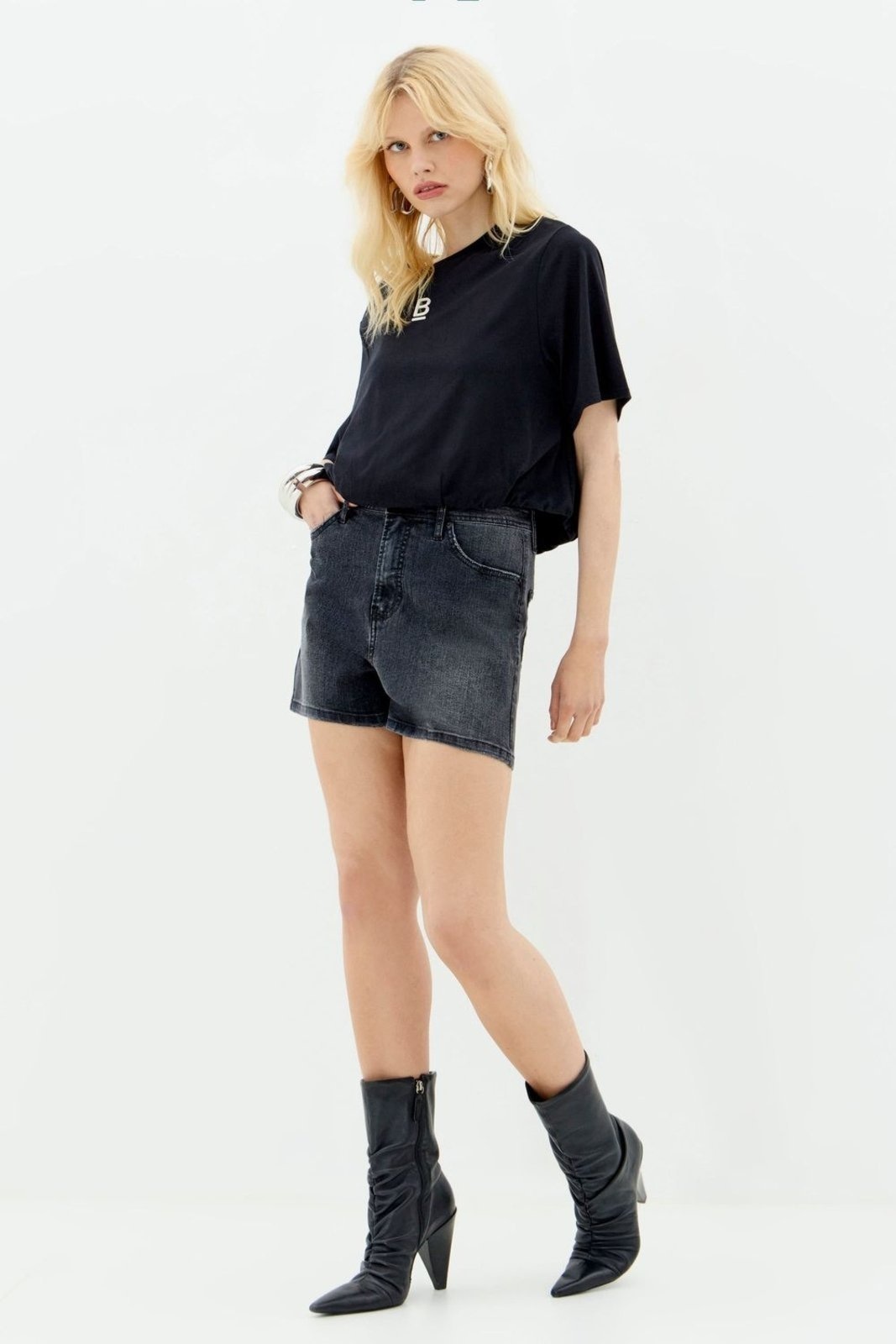 Imagem principal Short Classic Dark Feminino Inblanche jeans