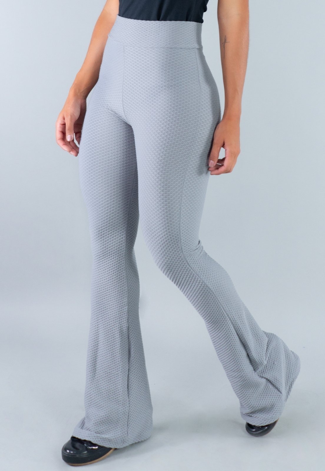 Imagem principal Calça MVB Modas Flare Pantalona Cintura Alta Bolha Moda Mvb Modas cinza