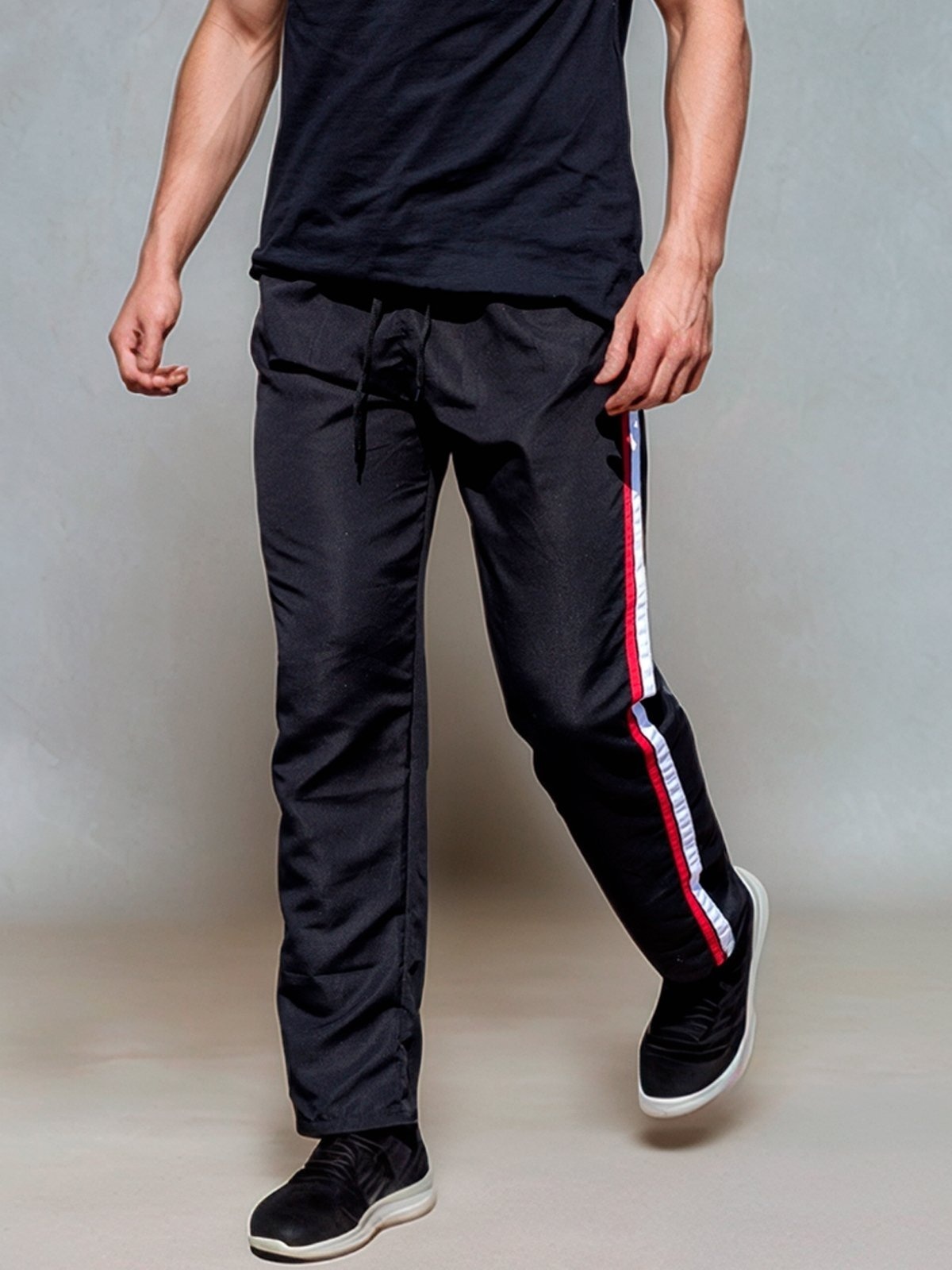 Imagem principal Calça Masculina Fren'ts Tactel Basica Com Listra Lateral Esporte Treino Confortável Frent's preto