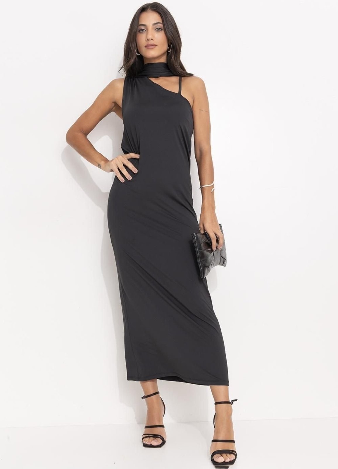 Imagem principal Vestido Feminino Assimétrico Em Malha Fria Quintess preto