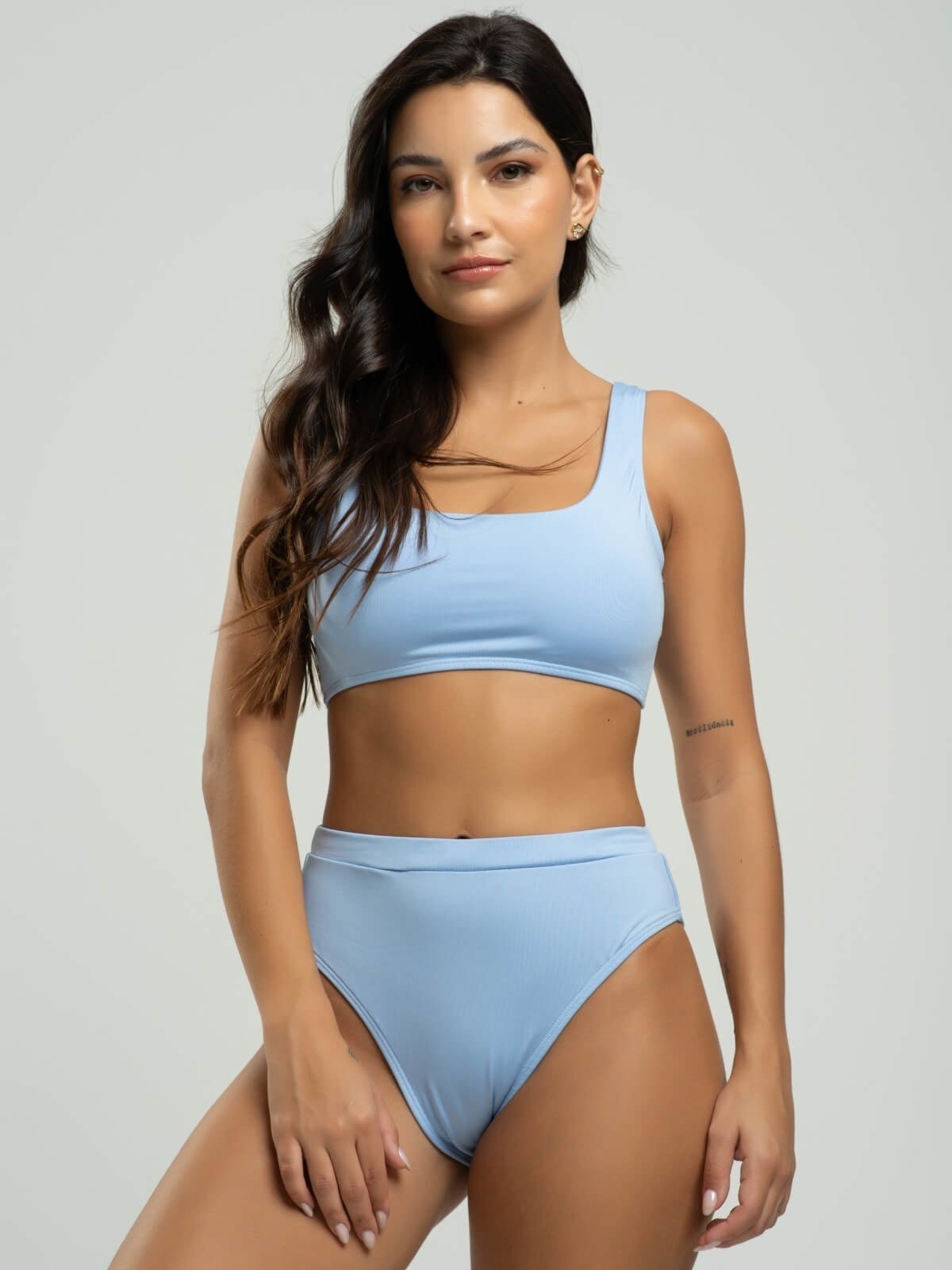 Imagem principal Biquini Regata Calcinha Hot Pants Bojo Removivel Proteção Uv 50+ Vicbela Serenity Vicbela azul