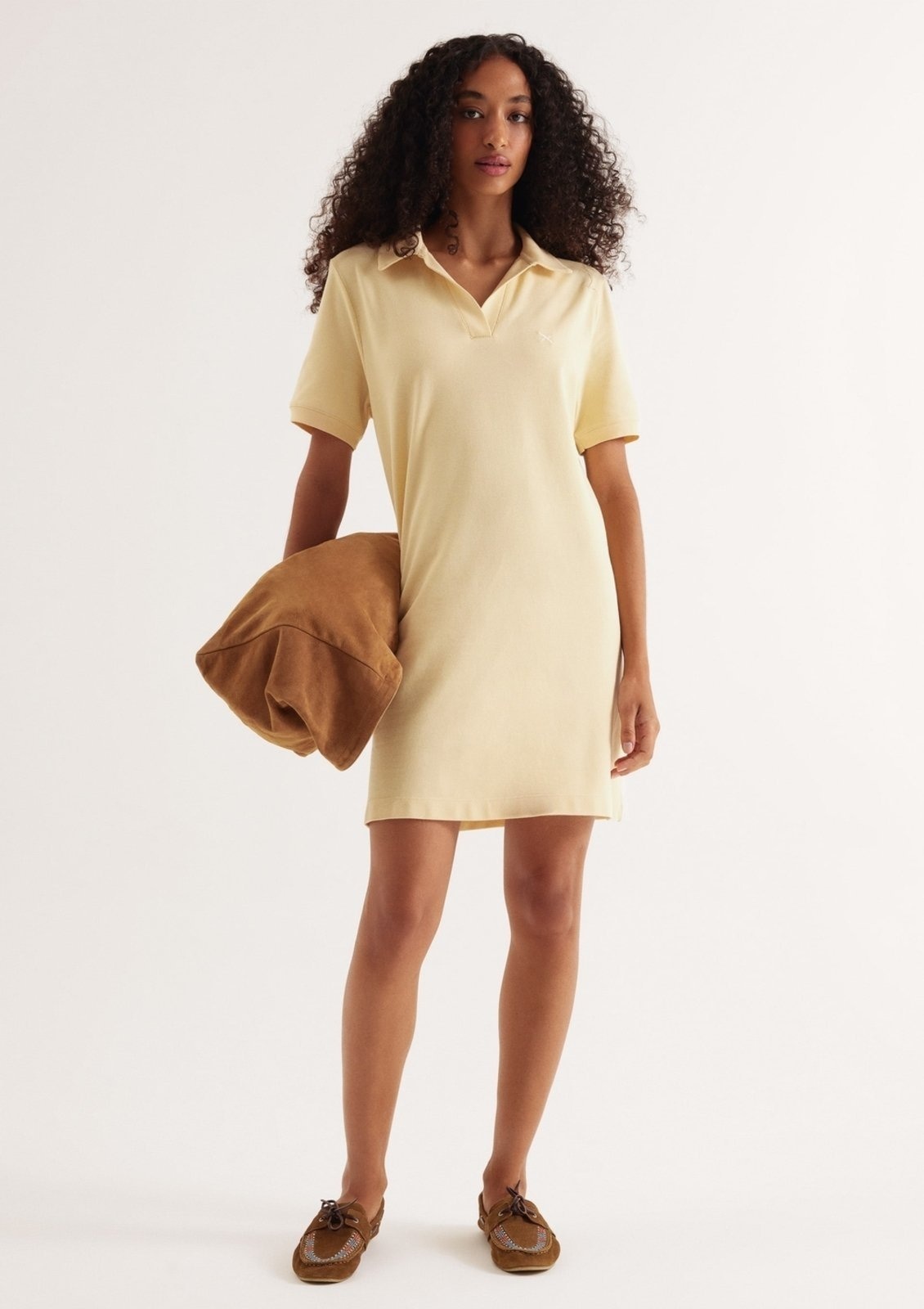 Imagem principal Vestido Polo Em Malha Piquet Hering amarelo