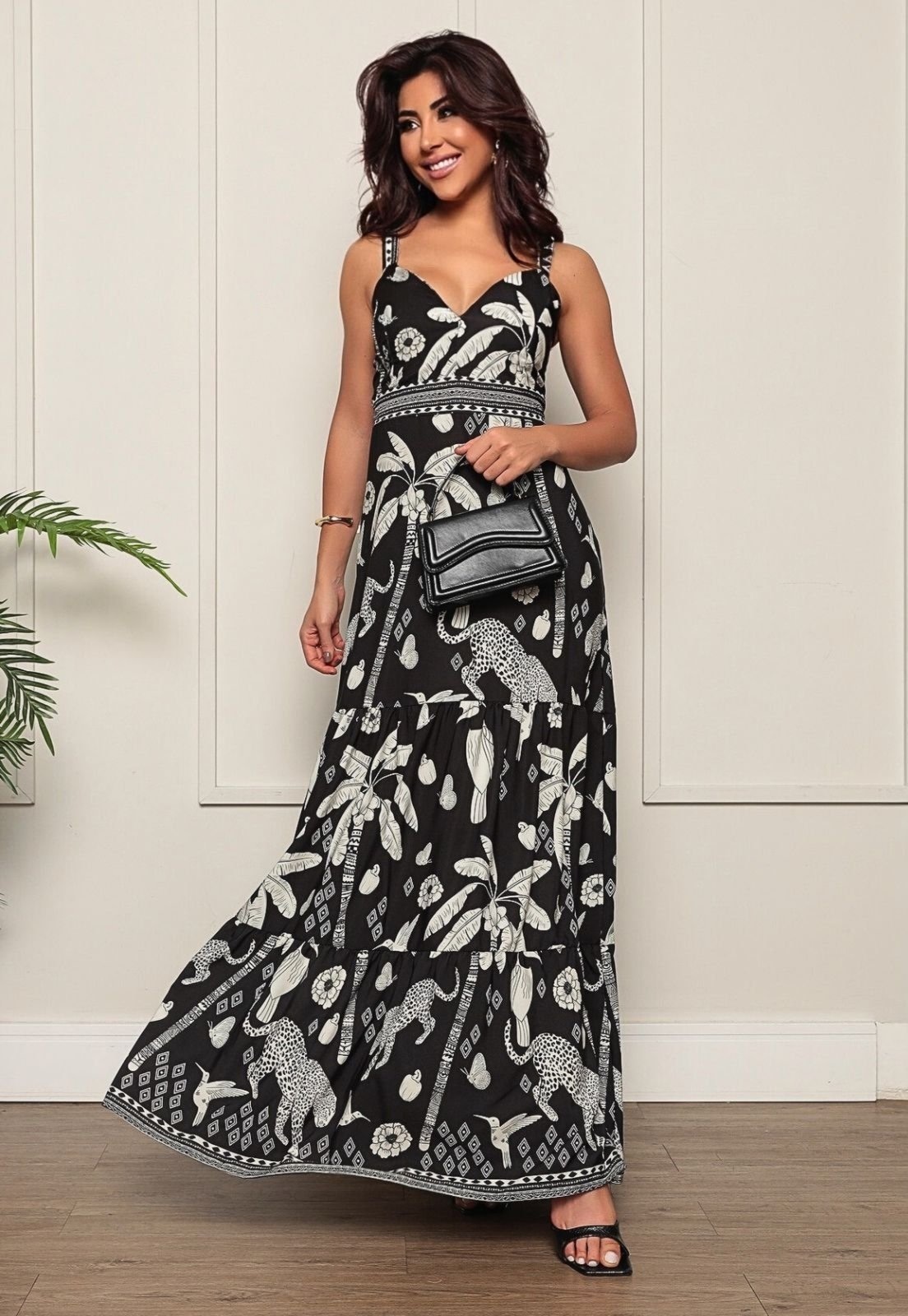 Imagem principal Vestido Longo Com Alca e Decote em V Estampa Pantanal Elegante Comfortavel Black NKTEX branco/preto black