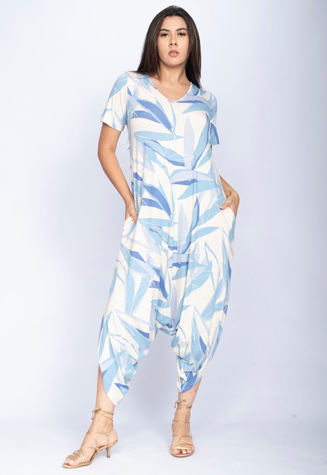 Imagem principal Macacão CabanaFree Saruel Malha Pantacourt Grumari com Manga Estampa Verde Selvagem Blue Cabanafree estampado verde