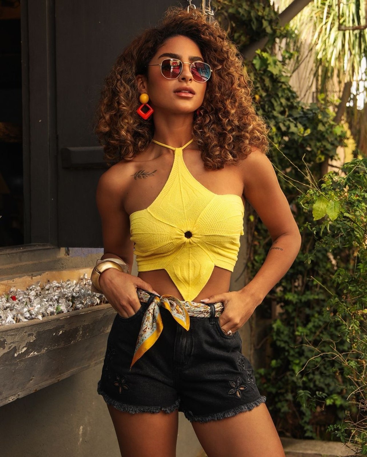 Imagem principal Shorts Jeans Boy Feminino com Bordado Na Lateral 24564 C/ Used Consciência preto