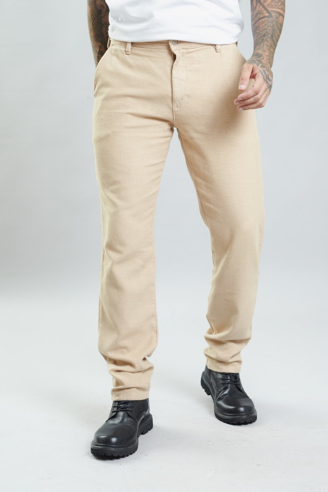 Imagem principal Calça Masculina Sport Fino em Viscose Tingida Color Dialogo Jeans bege/caramelo/castanho/cáqui