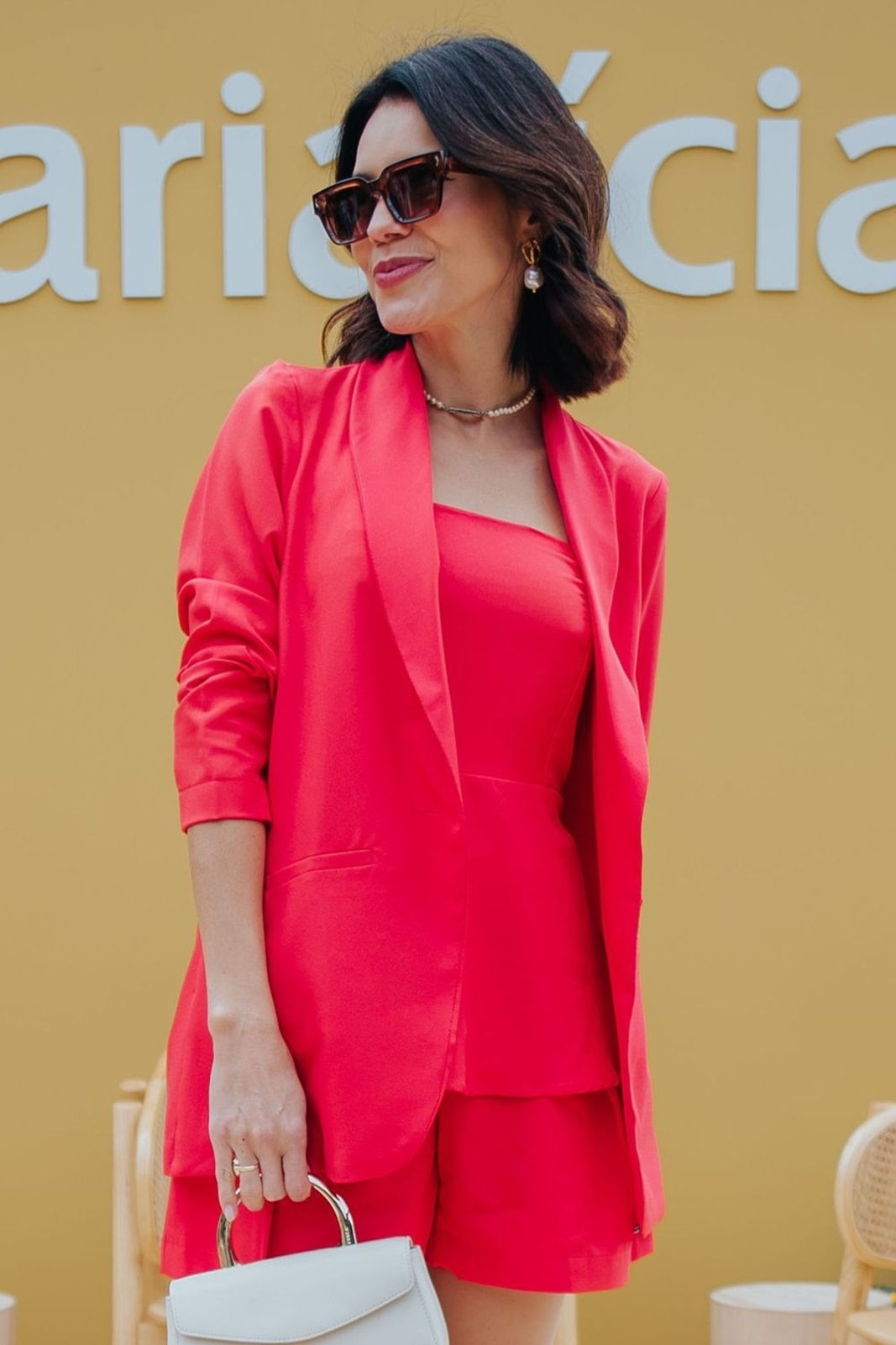 Imagem principal Short Feminino Alfaiataria Com Zíper Marialícia Marialícia vermelho