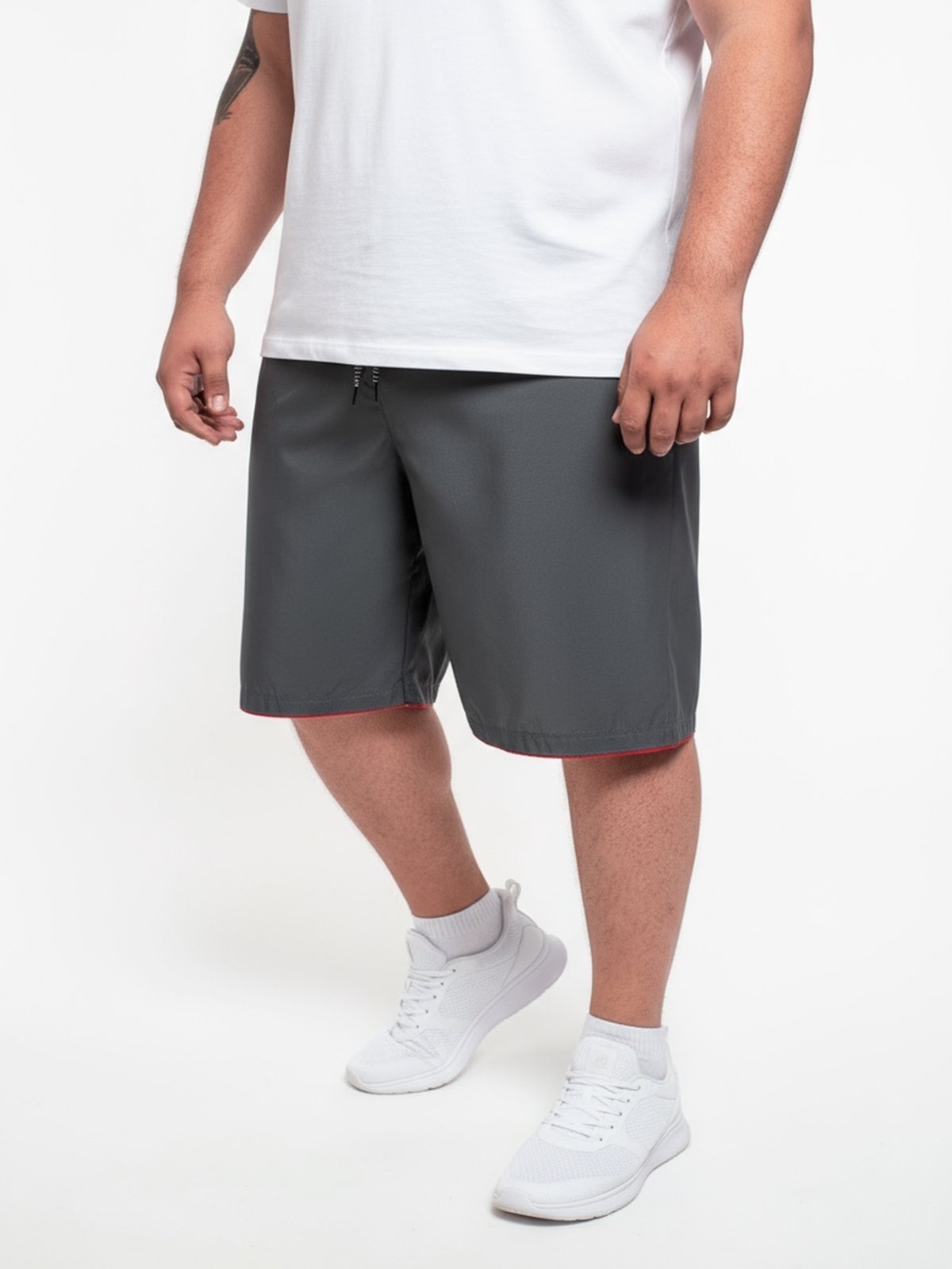 Imagem principal Bermuda Plus Size Frent's Tactel Esporte Detalhe na Barra Casual Frent's cinza/grafite