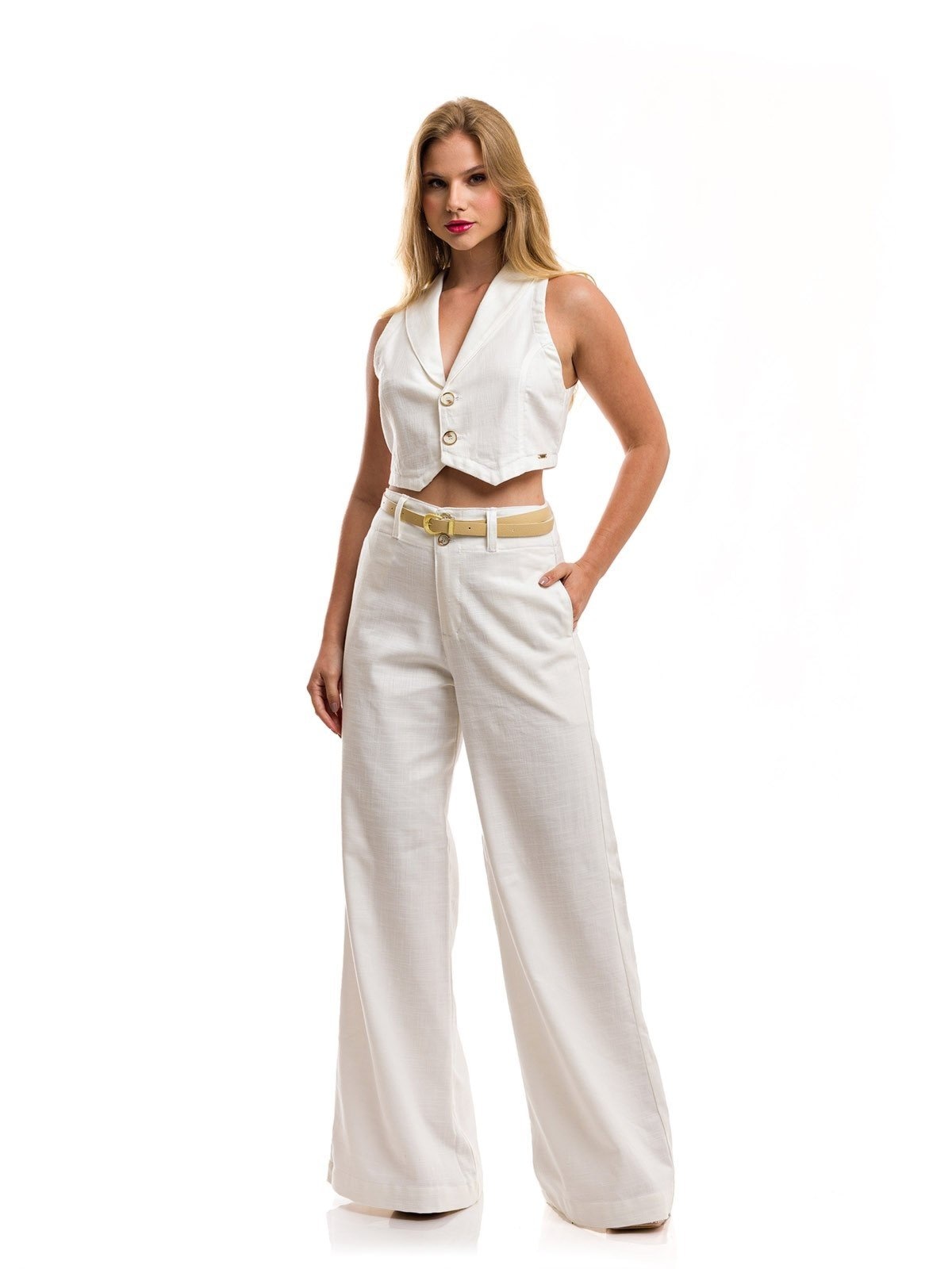 Imagem principal Conjunto Restrito Jeans Colete E Calça Pantalona com Cinto Restrito Jeans branco/off-white