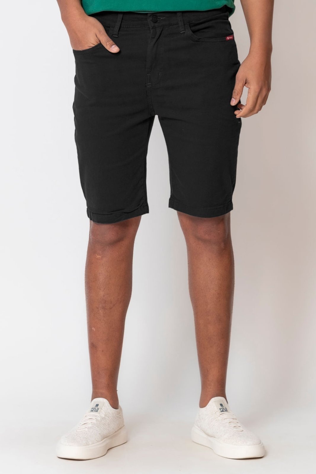 Imagem principal Bermuda Masculina Sarja Slim Polo Wear Polo Wear preto