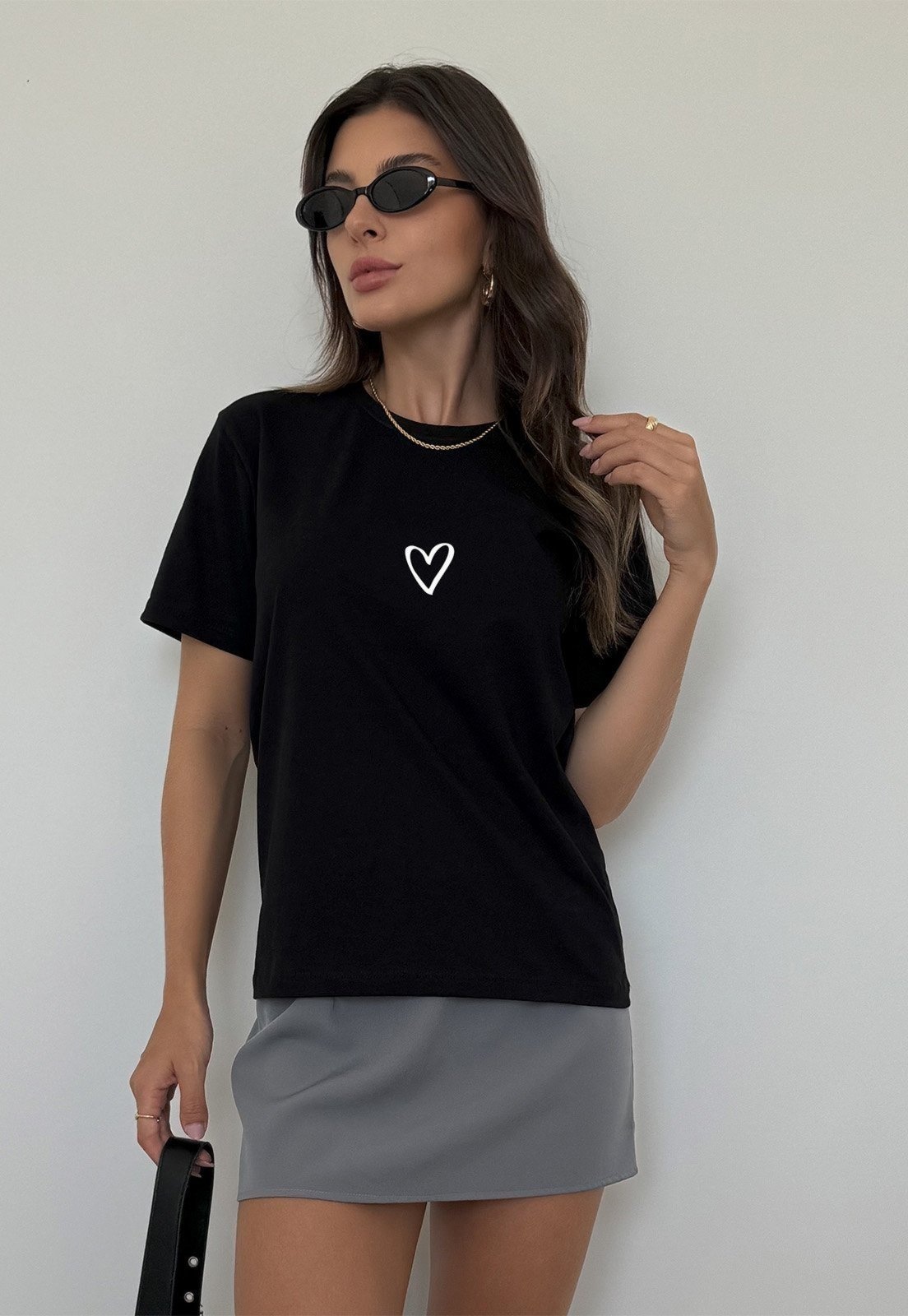 Imagem principal Camiseta Cianitas Preta Estampa Coração Vazado Cianitas preto
