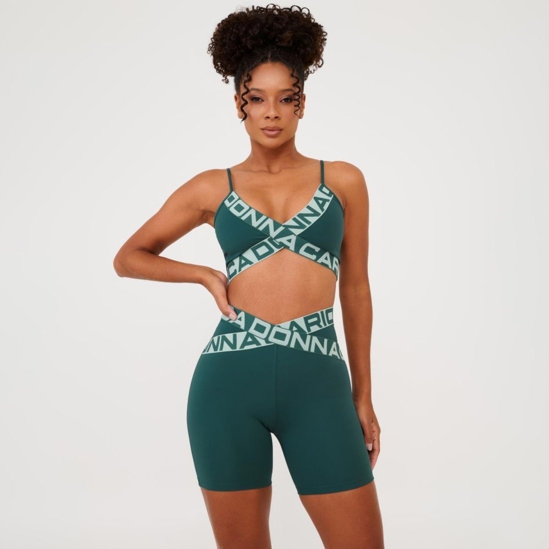 Imagem principal Short Attack Dnnc Poliamida Donna Carioca verde