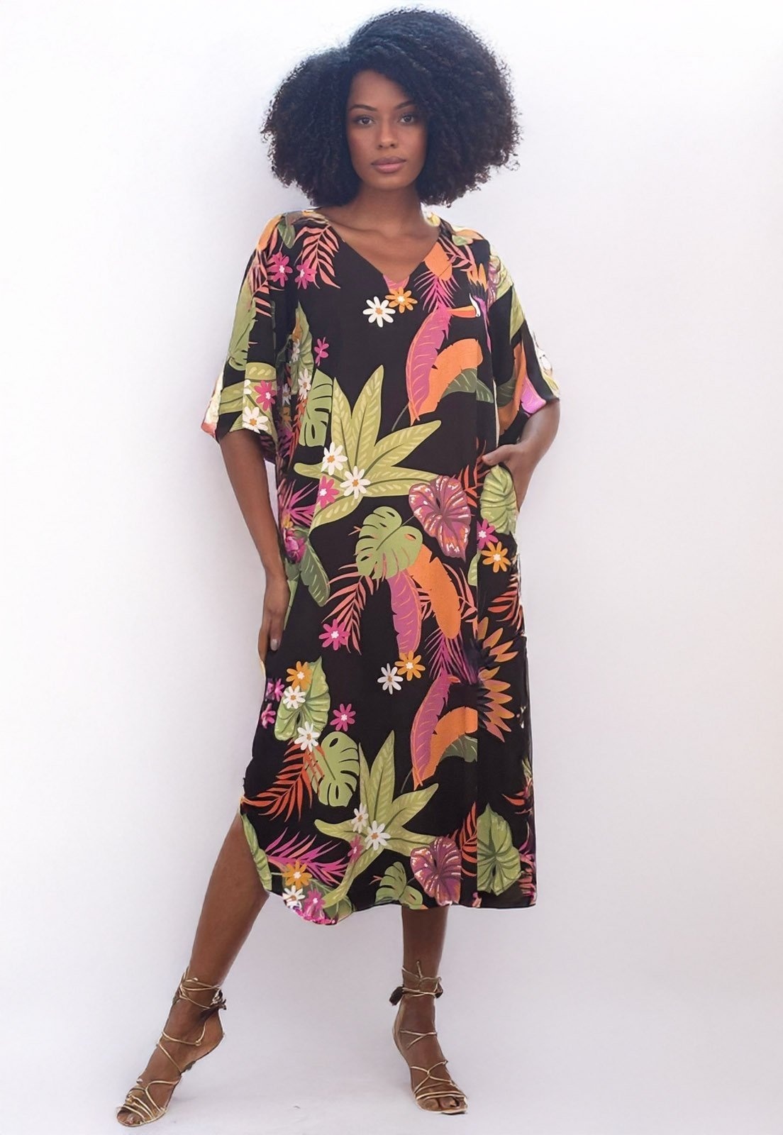 Imagem principal Vestido Midi Amazonia Vital Abapã Plano com Bolso Estampa Noite Botânica Amazonia Vital estampado/laranja/rosa/verde