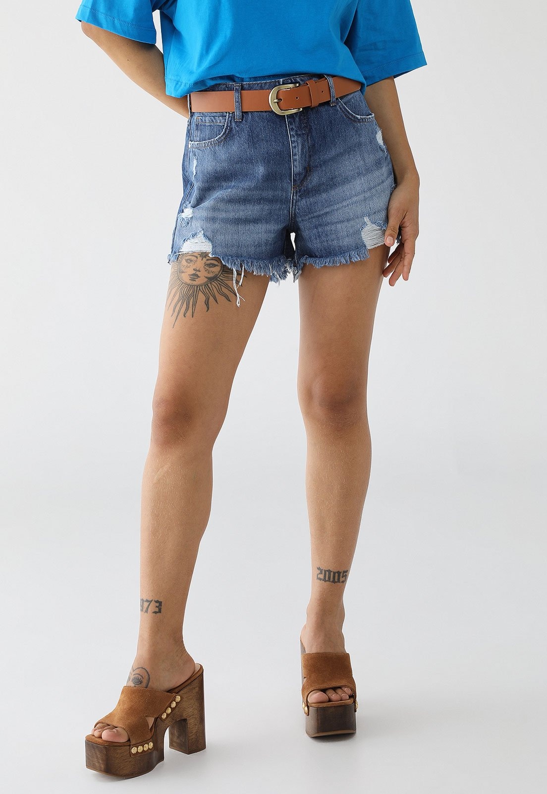 Imagem principal Short Jeans Feminino Colcci Cintura Alta Barra Desfiada Colcci azul