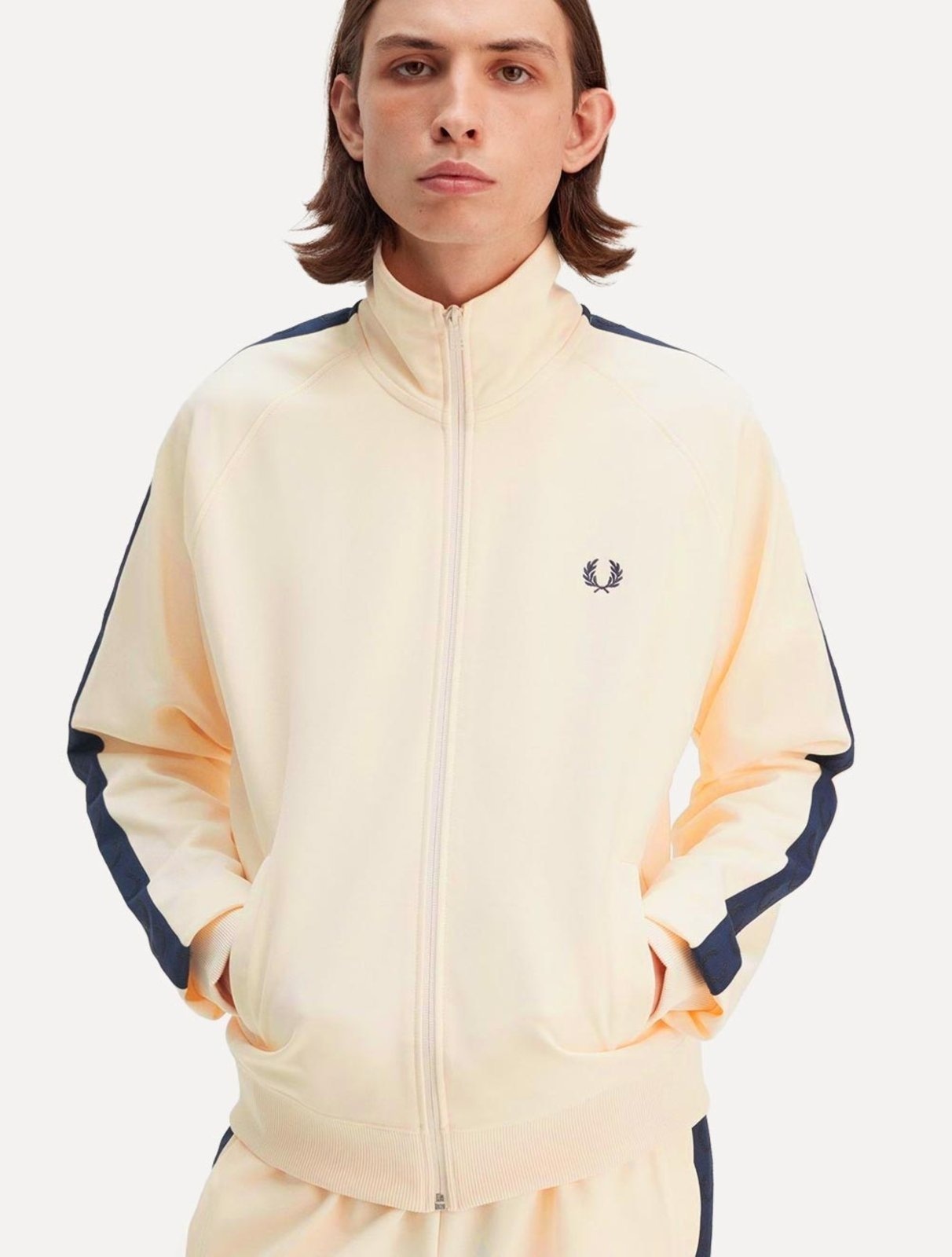 Imagem principal Jaqueta Fred Perry Masculina Contrast Tape Track Off-White Fred Perry off-white white