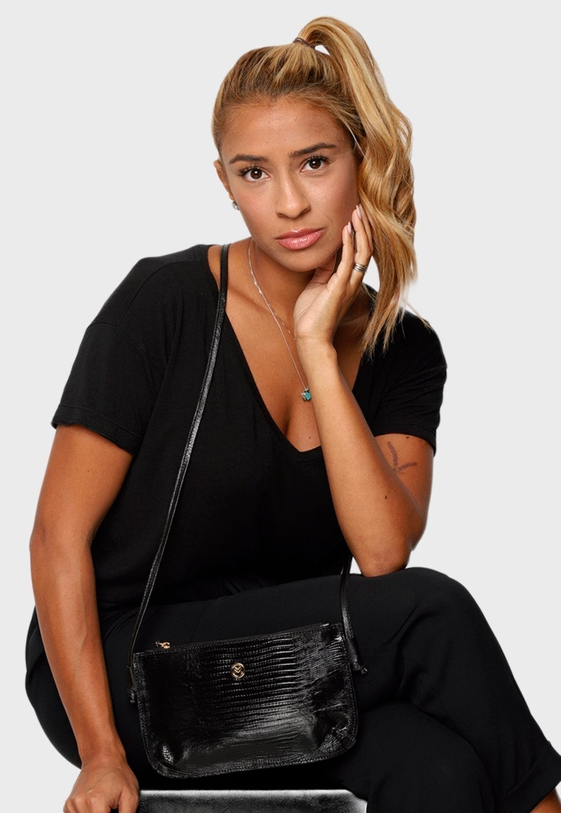 Imagem principal Bolsa Transversal Couro Mariart Lezard 201L Preta Mariart preto