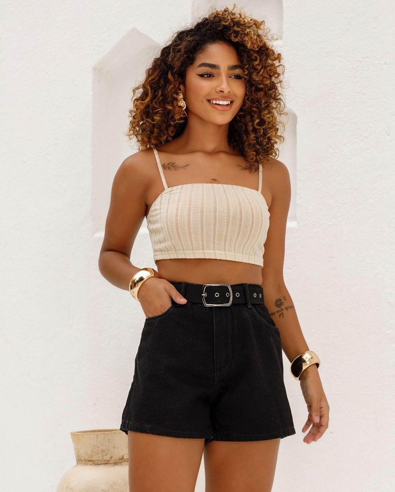 Imagem principal Shorts Jeans Mom Feminino com Cinto Cintura Alta 71101 Consciência preto