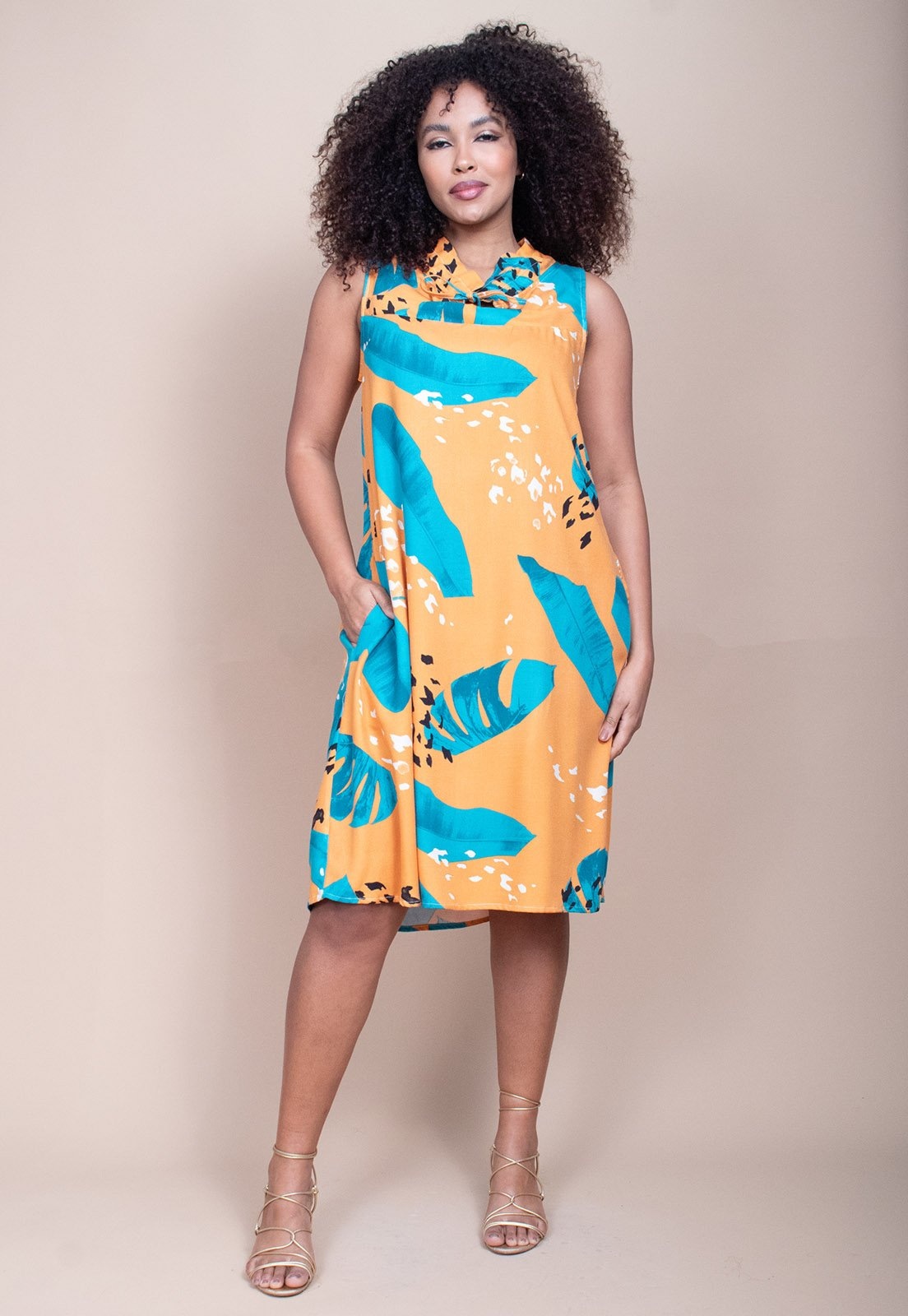 Imagem principal Vestido Midi Cabanafree Viscose Piaf Aurora Botânica Cabanafree azul/estampado/off-white/preto