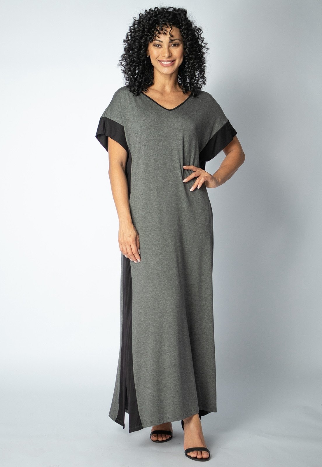 Imagem principal Vestido Bicolor Nheengatu Malha Amazonia Vital Mescla e Amazonia Vital cinza/multicolorido/preto