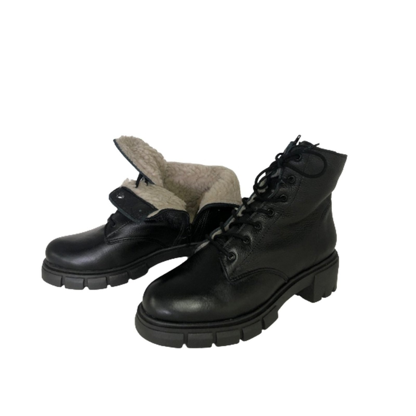 Imagem principal Coturno Lã Sintética Cano Baixo Bico Redondo Couro Salto 3 CM Spinelli preto